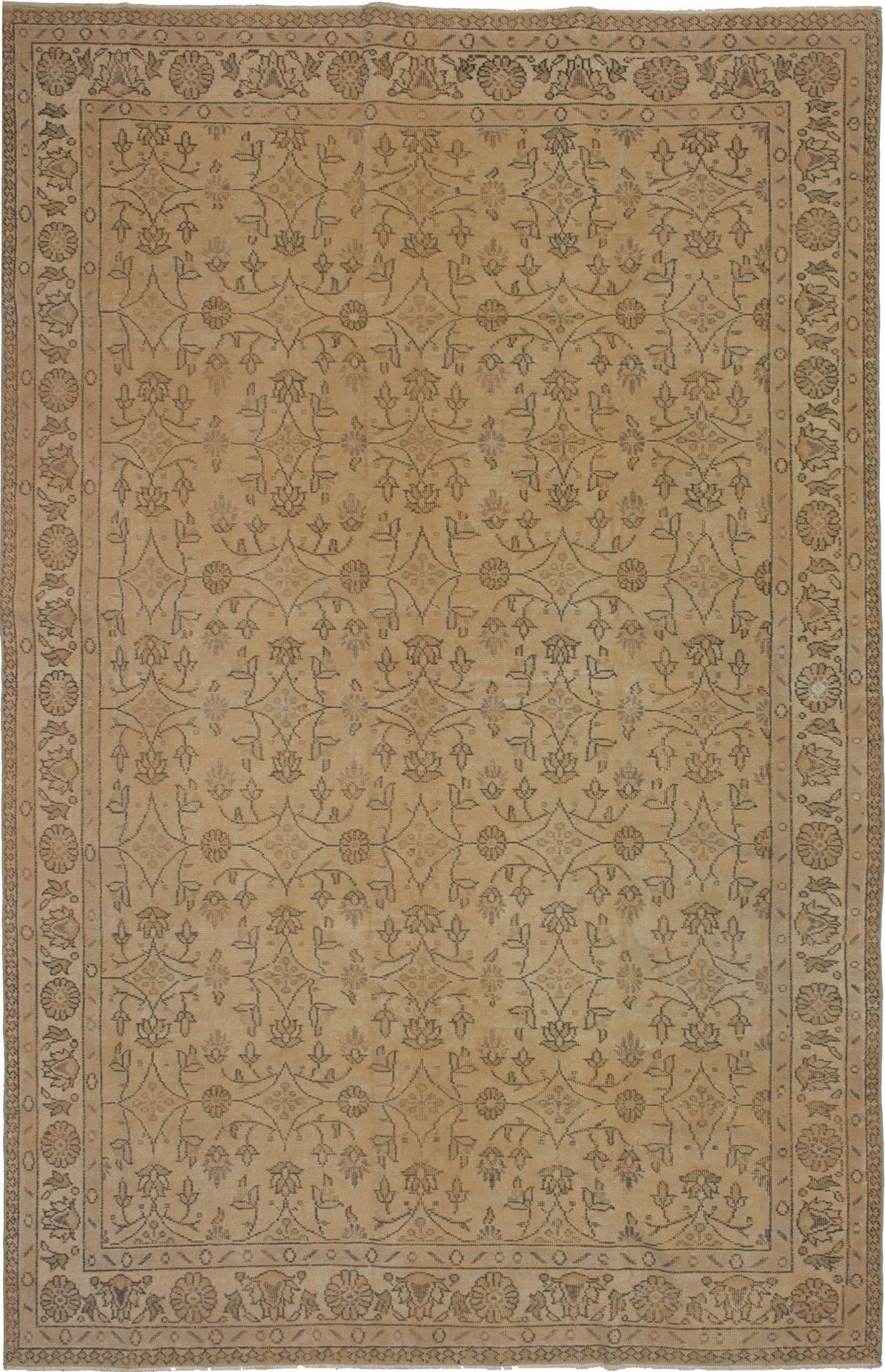 Hand-knotted Melis Vintage Beige Wool Rug 6'5" x 10'1" Size: 6'5" x 10'1"  