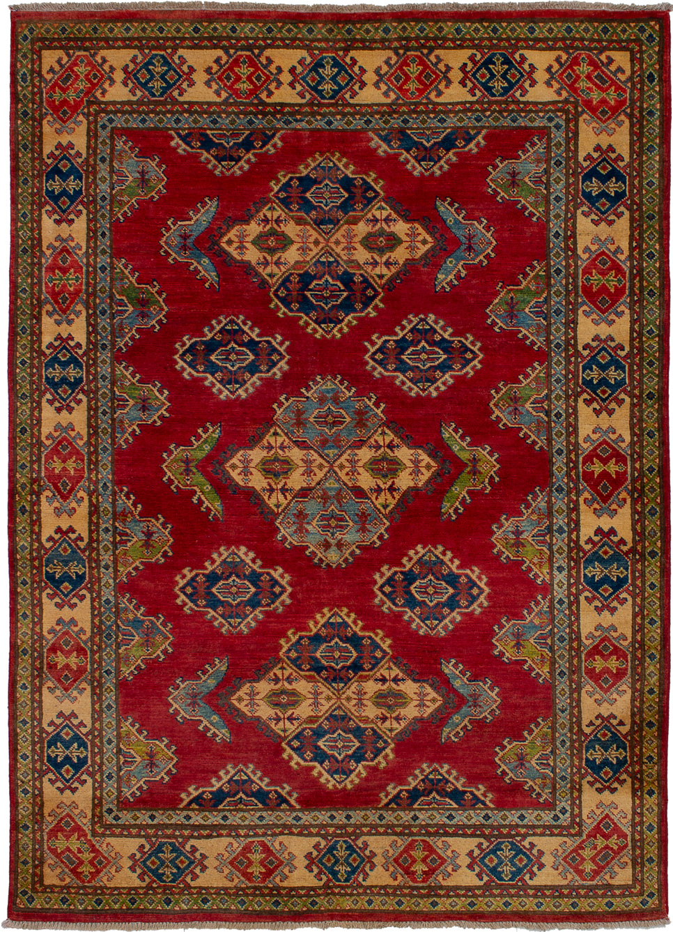 Hand-knotted Finest Gazni Red Wool Rug 4'11" x 6'10"  Size: 4'11" x 6'10"  