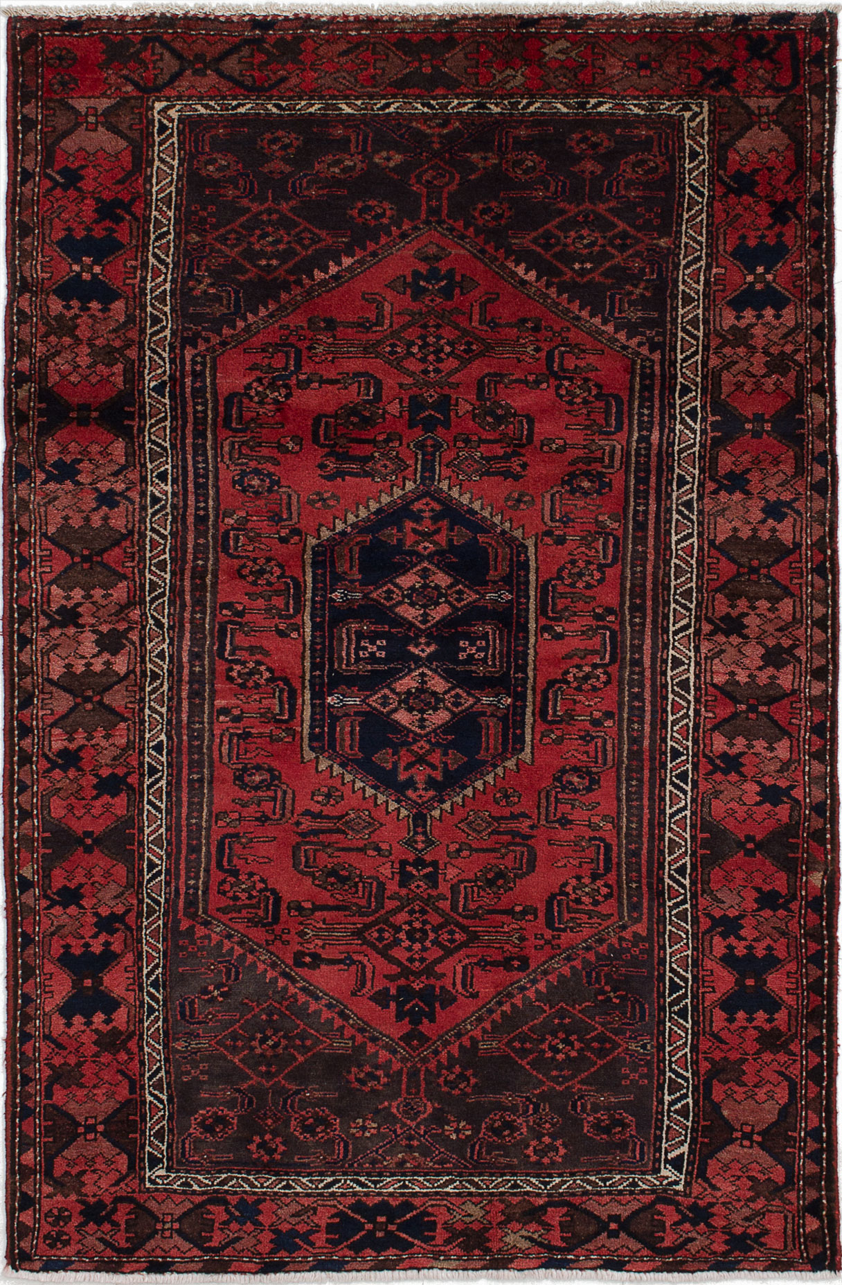 Hand-knotted Hamadan Red Wool Rug 4'2" x 6'5"  Size: 4'2" x 6'5"  