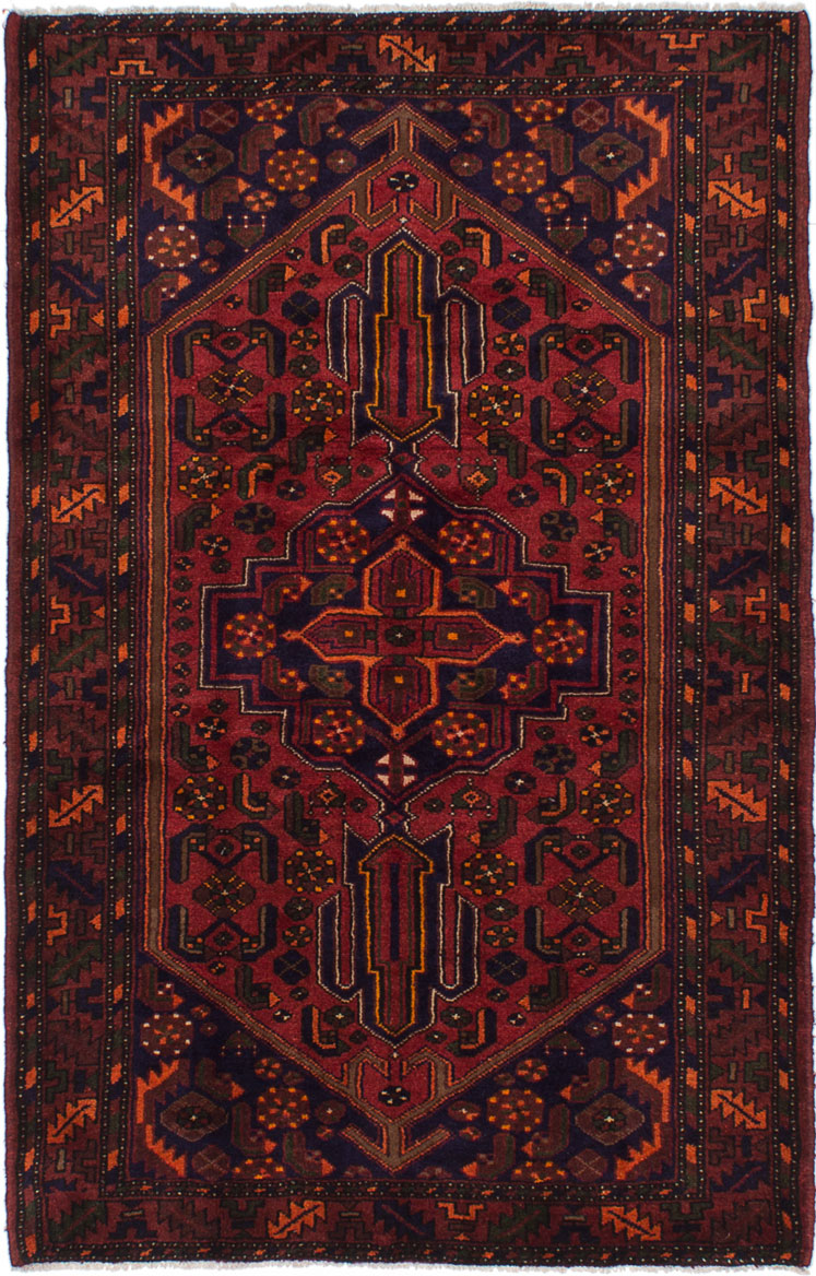 Hand-knotted Hamadan Dark Red Wool Rug 4'3" x 6'7"  Size: 4'3" x 6'7"  