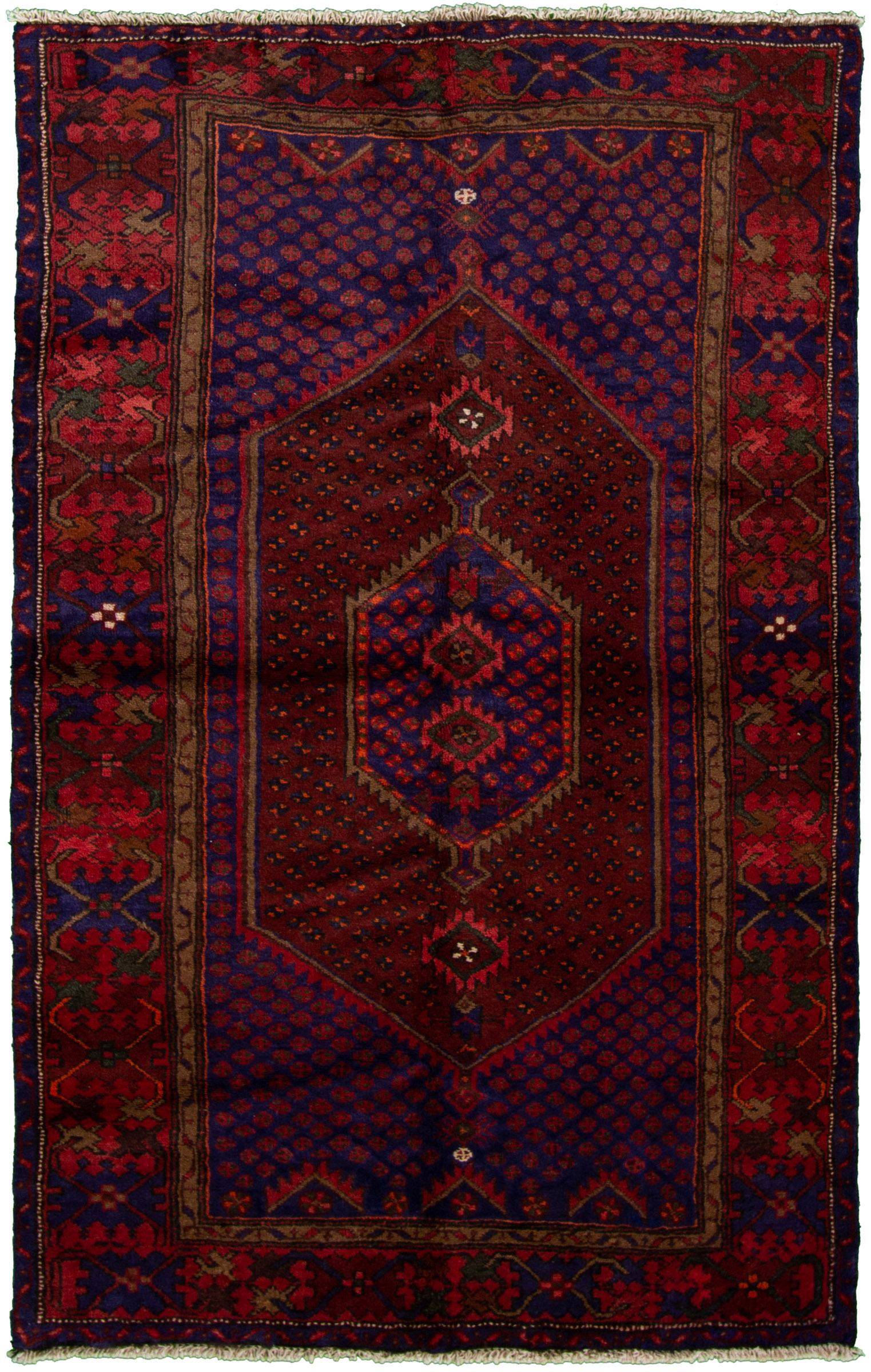 Hand-knotted Hamadan Red Wool Rug 4'4" x 6'11"  Size: 4'4" x 6'11"  