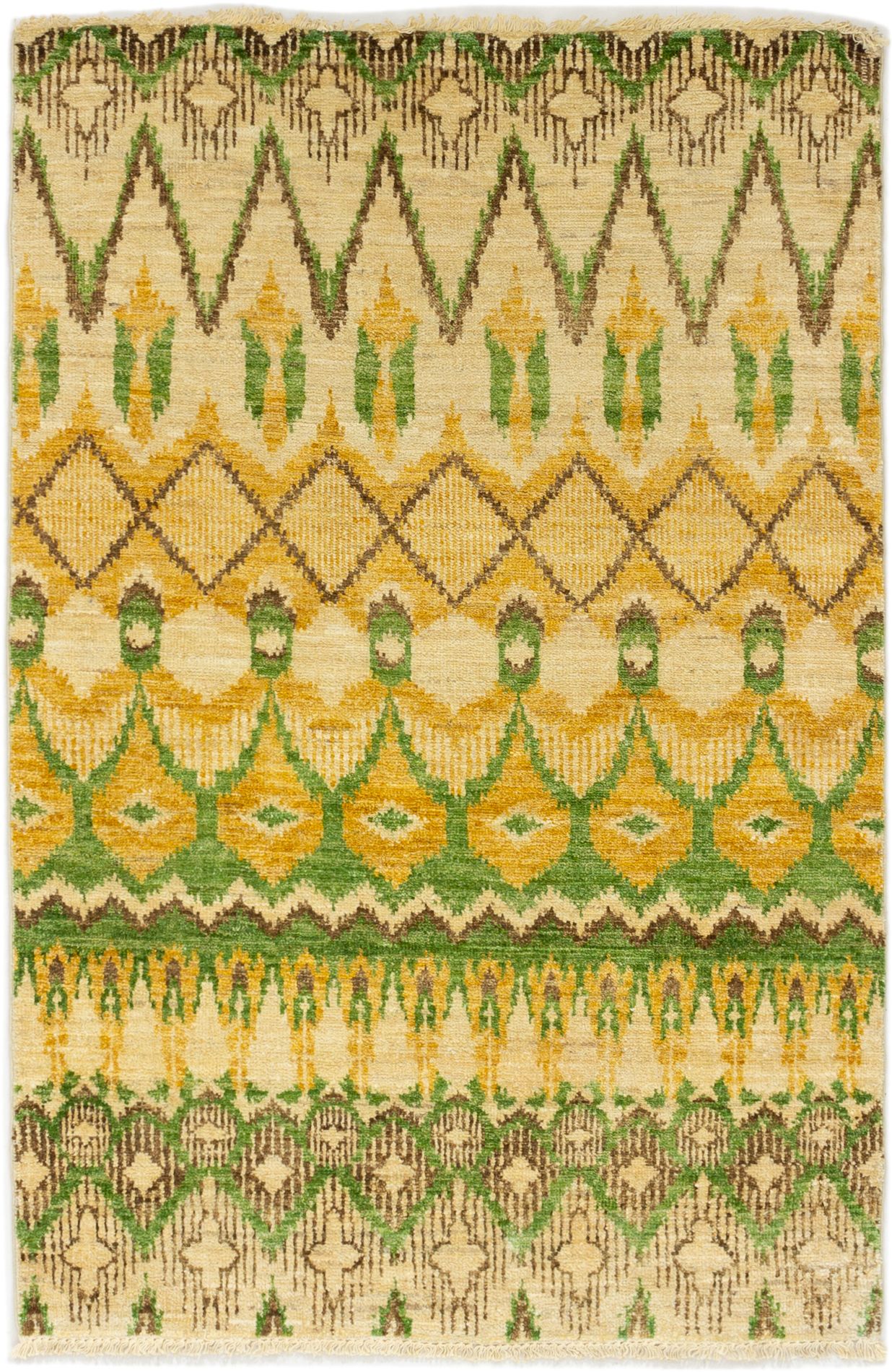 Hand-knotted Shalimar Cream Wool Rug 4'0" x 6'0" Size: 4'0" x 6'0"  