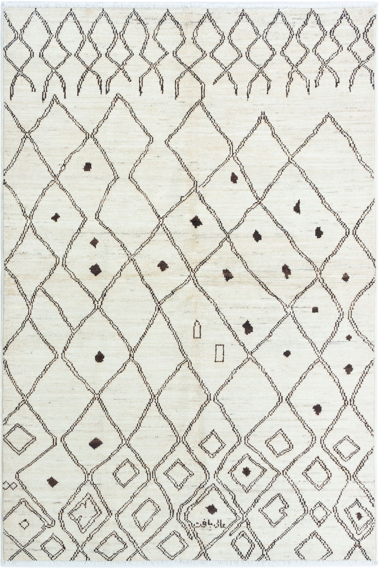 Hand-knotted Shalimar Cream Wool Rug 6'0" x 8'10"  Size: 6'0" x 8'10"  