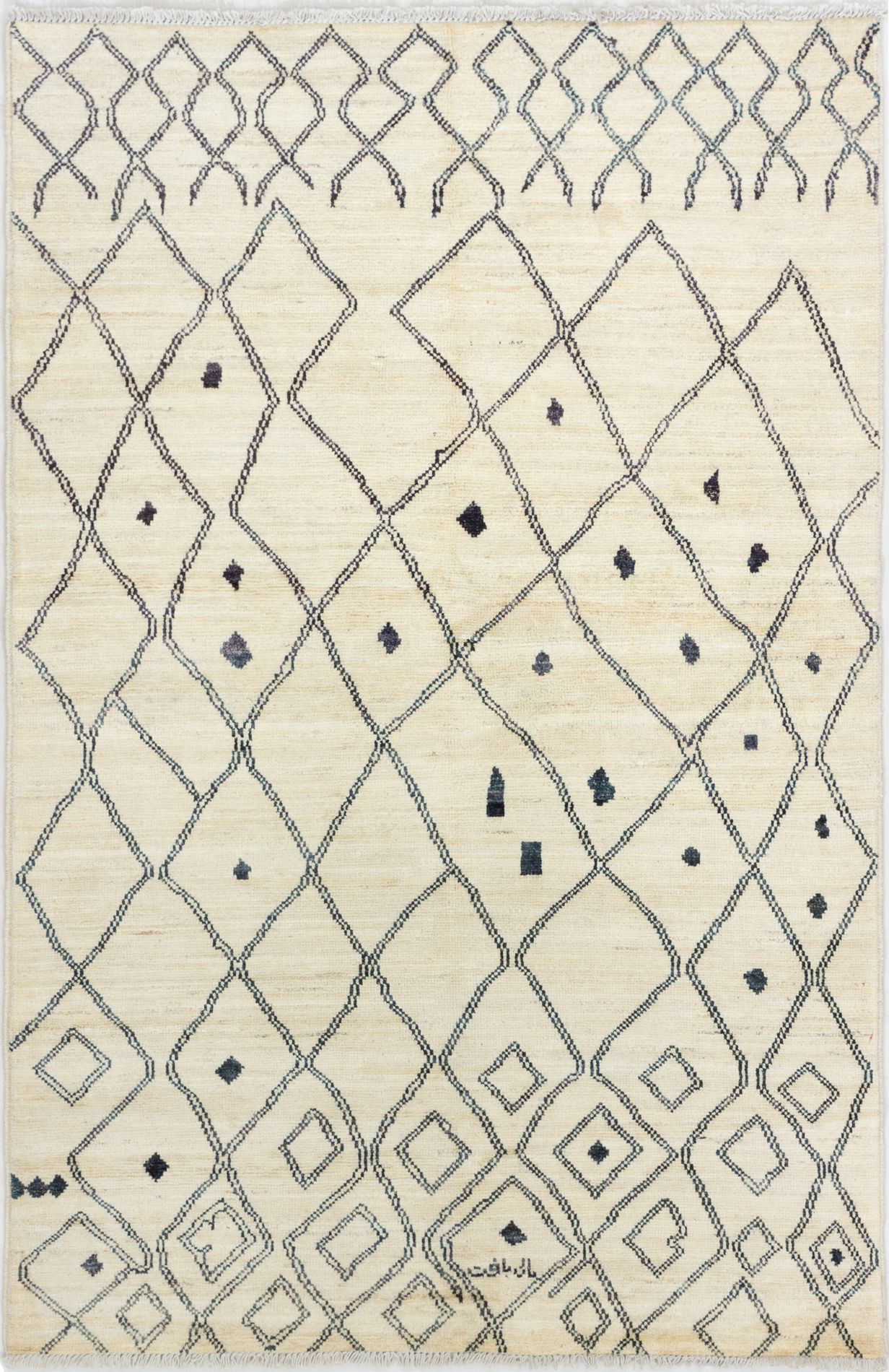 Hand-knotted Shalimar Cream Wool Rug 6'0" x 9'0" Size: 6'0" x 9'0"  