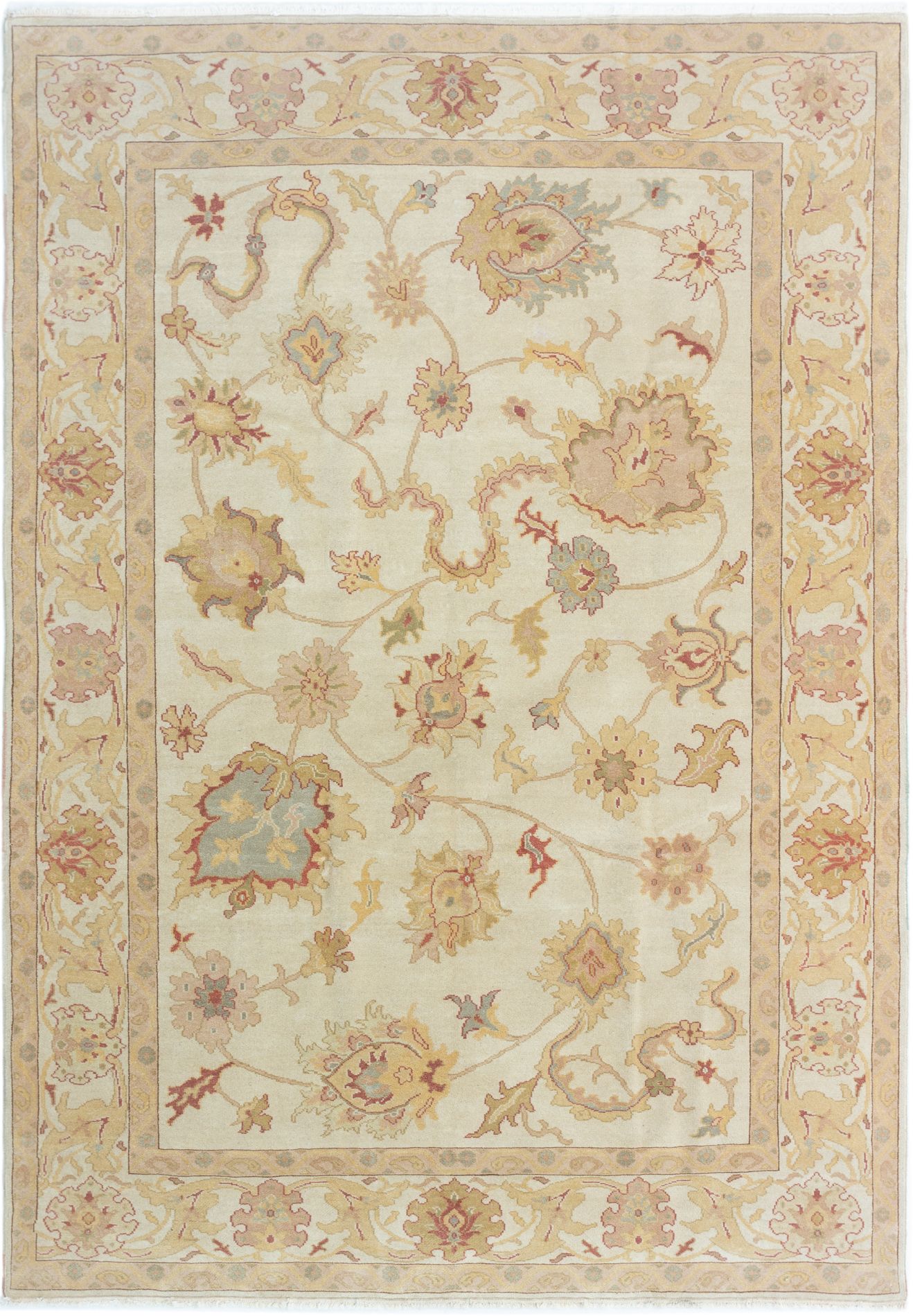Hand-knotted Authentic Ushak Cream Wool Rug 6'7" x 9'4" Size: 6'7" x 9'4"  