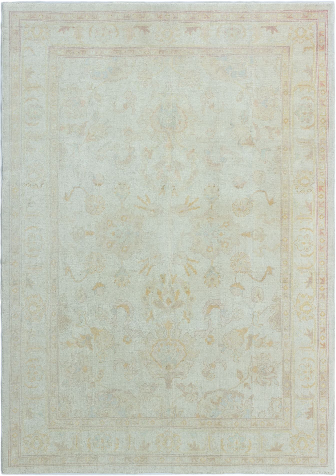 Hand-knotted Authentic Ushak Cream Wool Rug 6'4" x 8'10" Size: 6'4" x 8'10"  