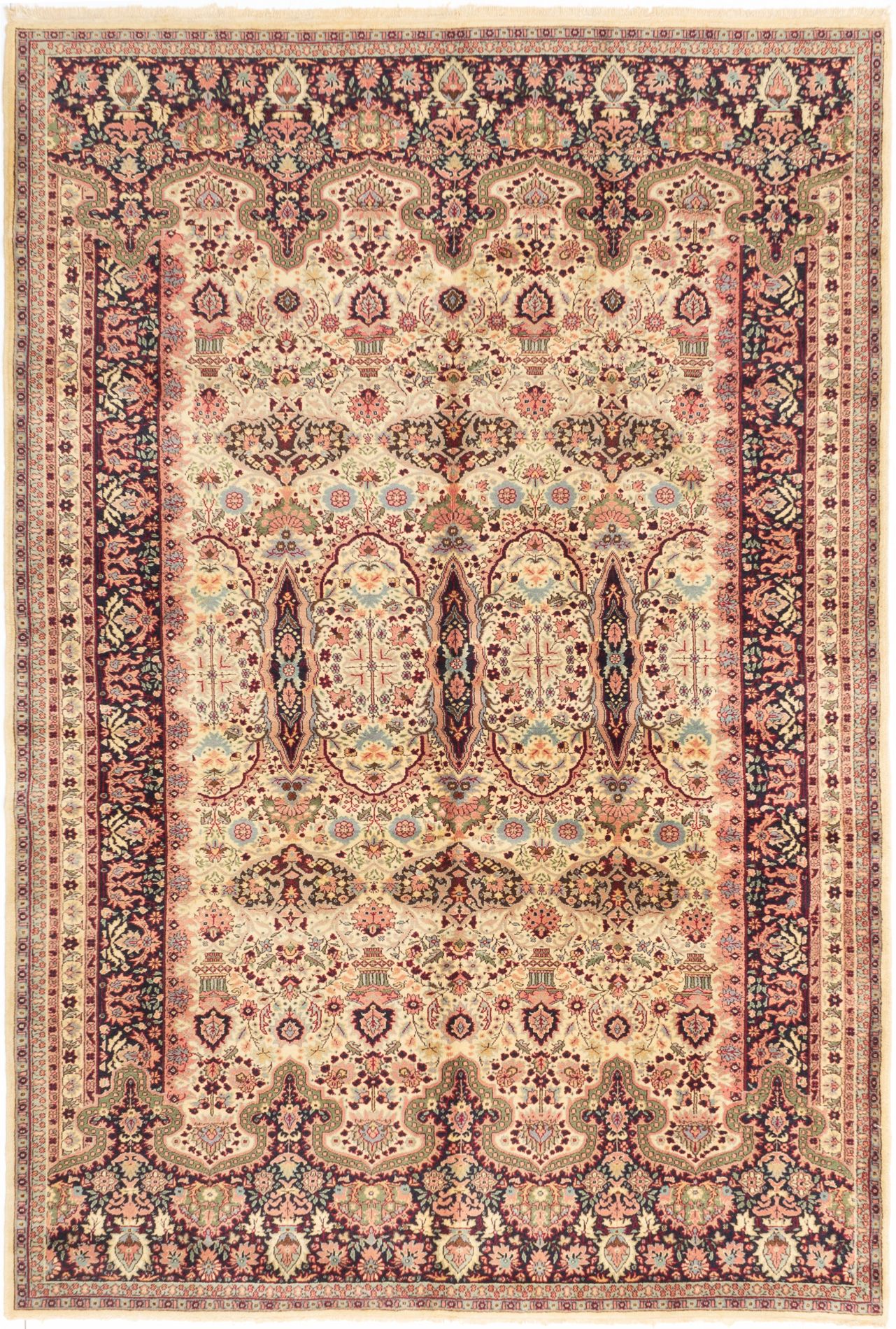 Hand-knotted Keisari Vintage Cream Wool Rug 6'11" x 10'0" Size: 6'11" x 10'0"  