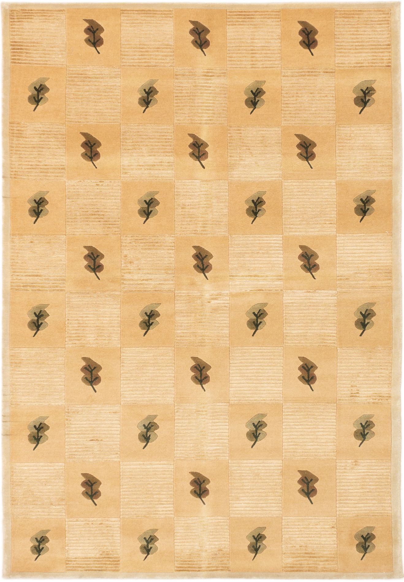 Hand-knotted Shangrila Light Brown Wool Rug 5'7" x 8'0" Size: 5'7" x 8'0"  
