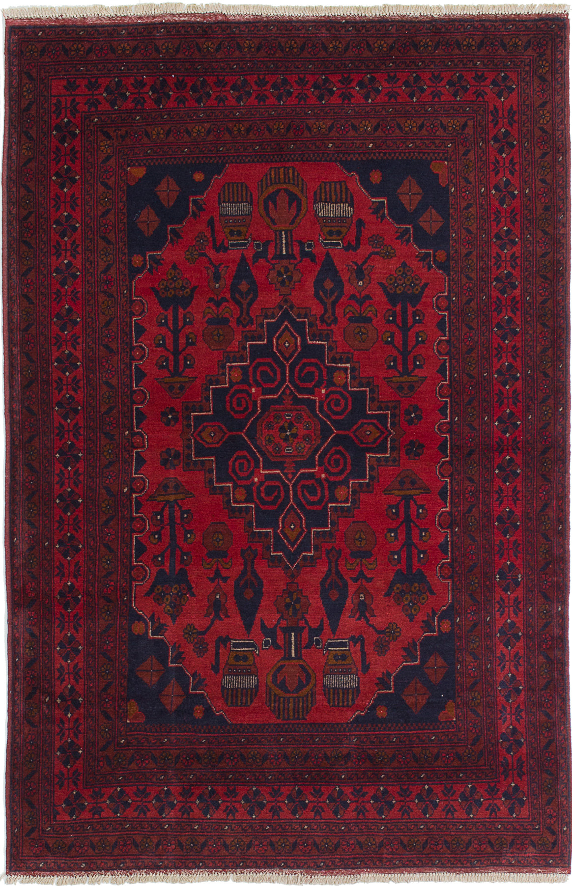 Hand-knotted Finest Khal Mohammadi Red Wool Rug 4'3" x 6'6"  Size: 4'3" x 6'6"  