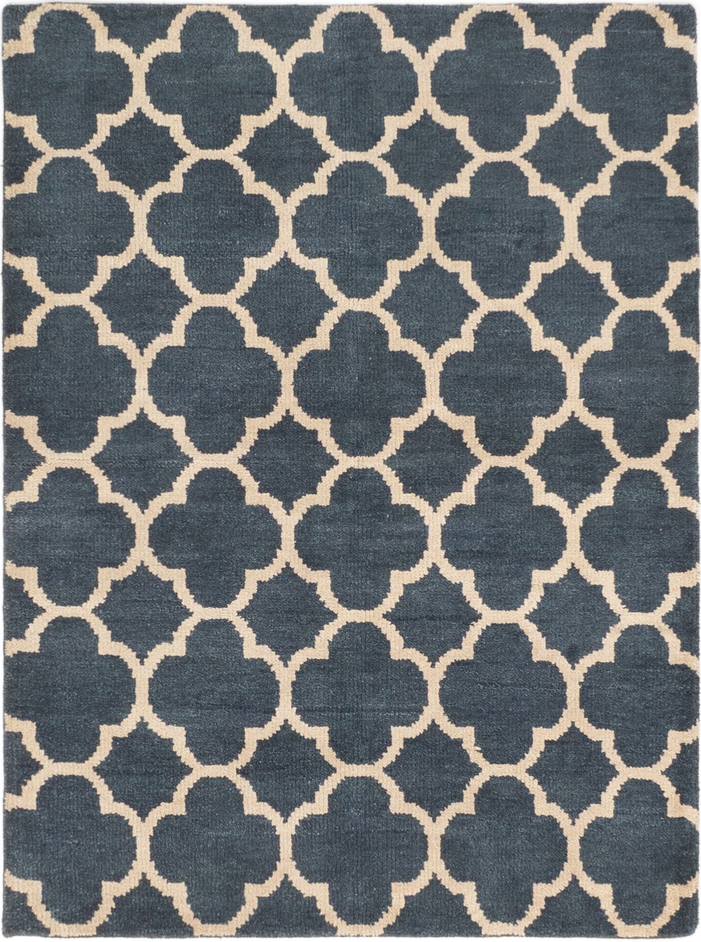 Hand-knotted Eternity Dark Navy Wool Rug 4'9" x 6'4" Size: 4'9" x 6'4"  