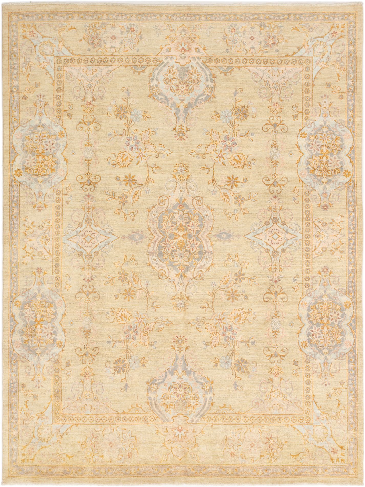 Hand-knotted Peshawar Finest Ivory Wool Rug 8'1" x 10'3" Size: 8'1" x 10'3"  
