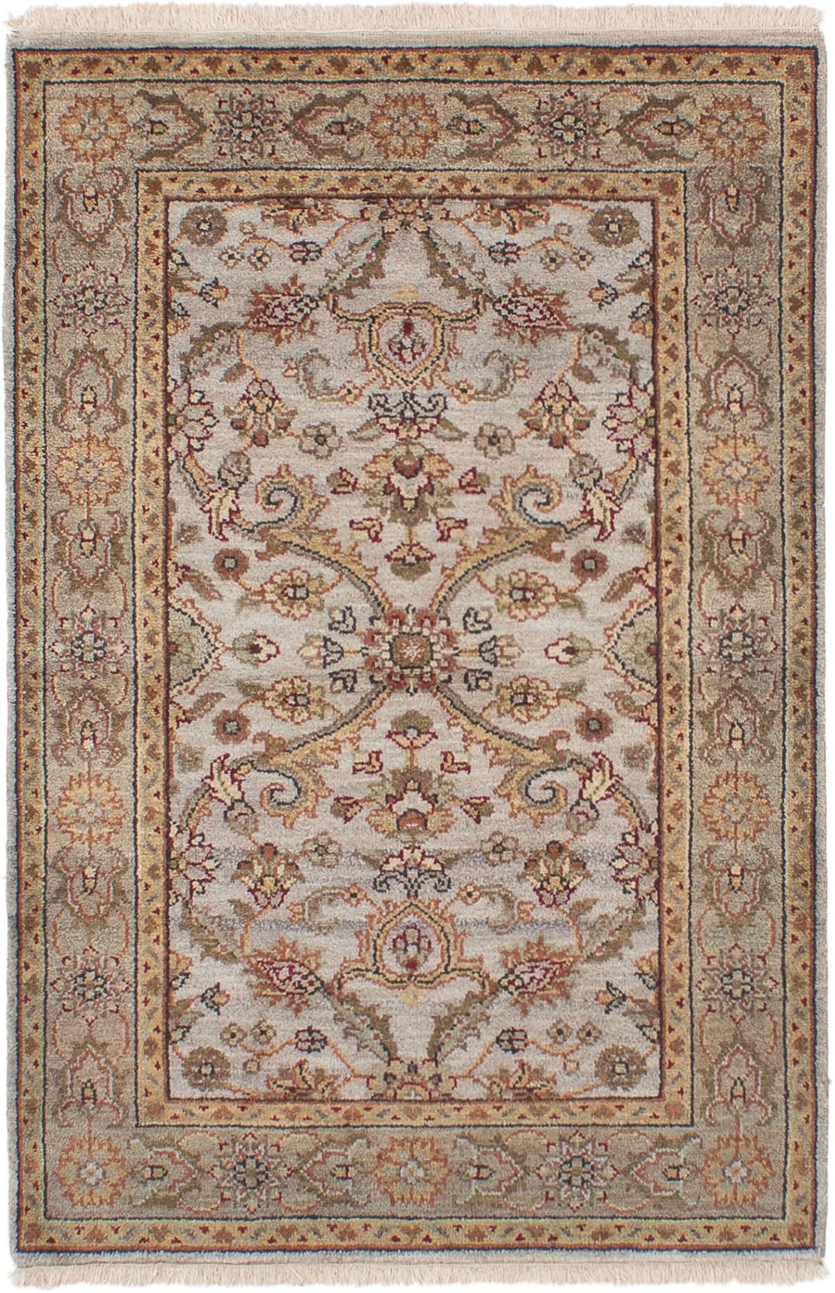 Hand-knotted Royal Mahal Light Grey Wool Rug 4'0" x 6'0" Size: 4'0" x 6'0"  