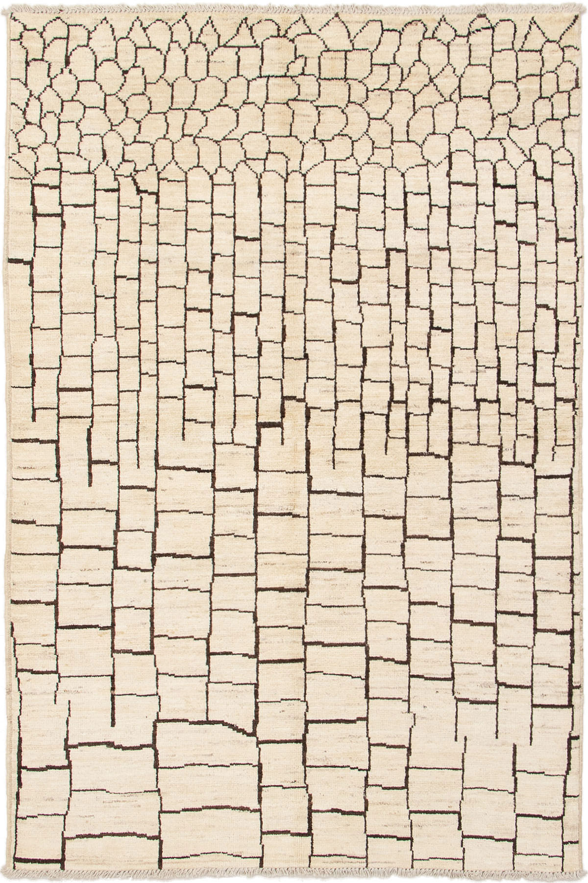 Hand-knotted Tangier Cream Wool Rug 6'0" x 9'1"  Size: 6'0" x 9'1"  