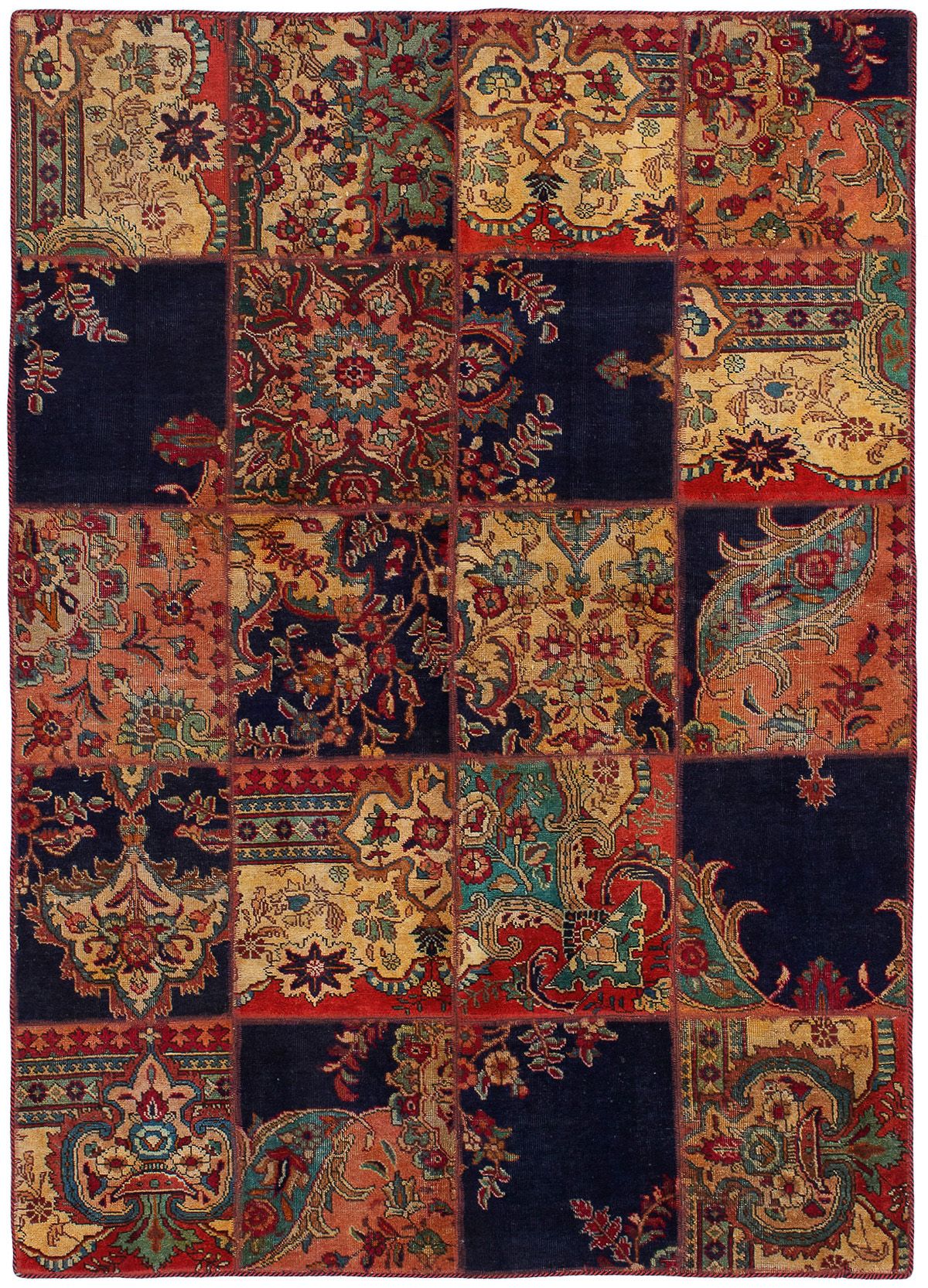 Hand-knotted Vintage Anatolia Patch Dark Navy, Red Wool Rug 4'11" x 6'11" Size: 4'11" x 6'11"  