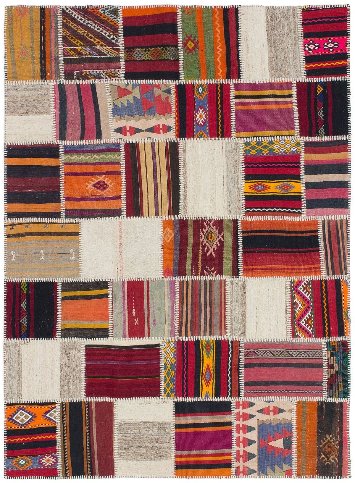 Hand woven Anatolia Patch Dark Red Wool Kilim 5'9" x 7'10" Size: 5'9" x 7'10"  