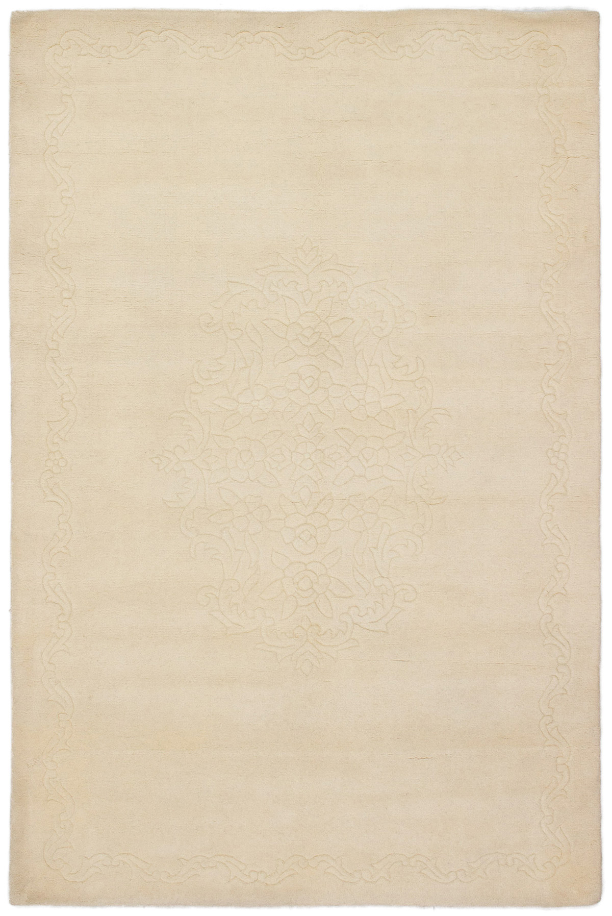 Hand-knotted Indo Vintage Cream Wool Rug 5'0" x 7'10" Size: 5'0" x 7'10"  