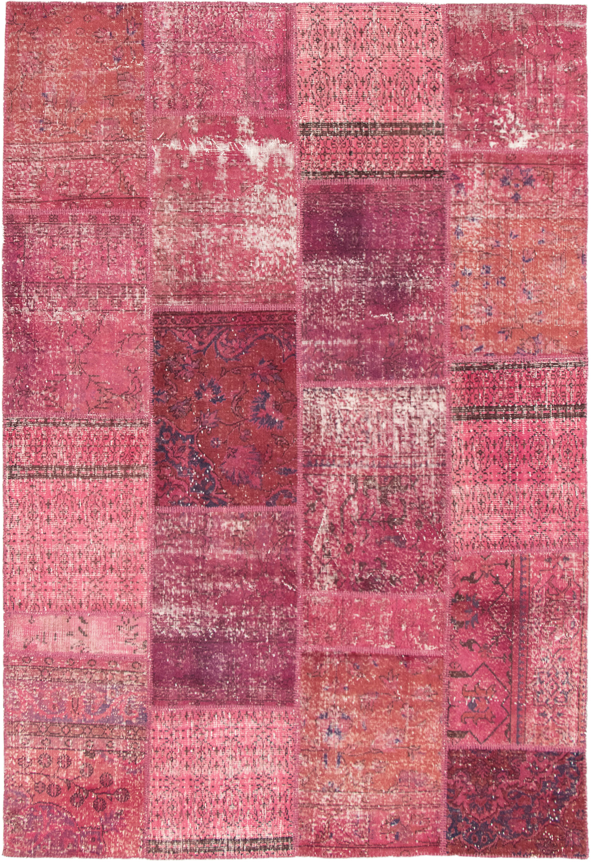 Hand-knotted Color Transition Patch Dark Pink Wool Rug 6'9" x 10'0" Size: 6'9" x 10'0"  