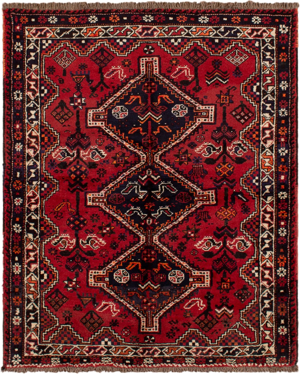 Hand-knotted Shiraz  Wool Rug 4'11" x 6'3" Size: 4'11" x 6'3"  