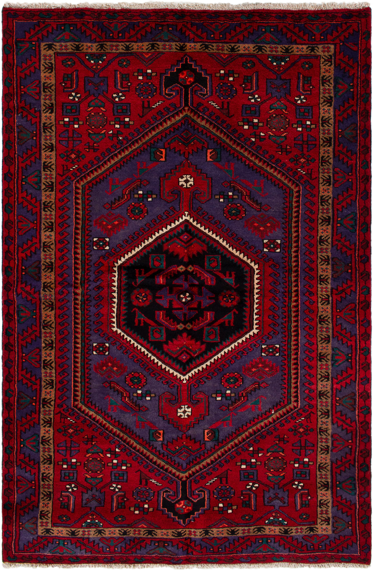 Hand-knotted Zanjan  Wool Rug 4'7" x 6'8" Size: 4'7" x 6'8"  