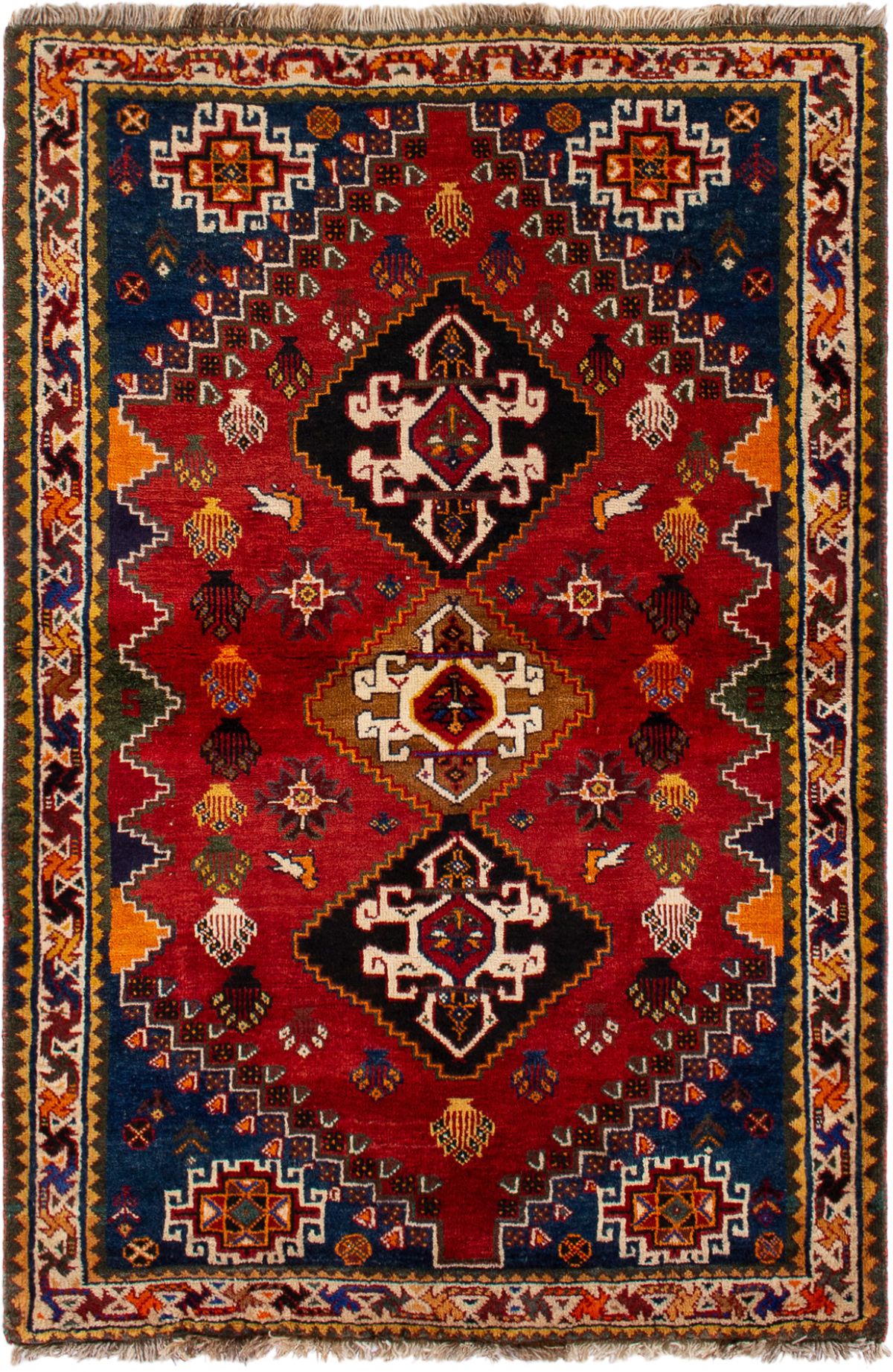 Hand-knotted Shiraz Qashqai  Wool Rug 3'8" x 5'8" Size: 3'8" x 5'8"  