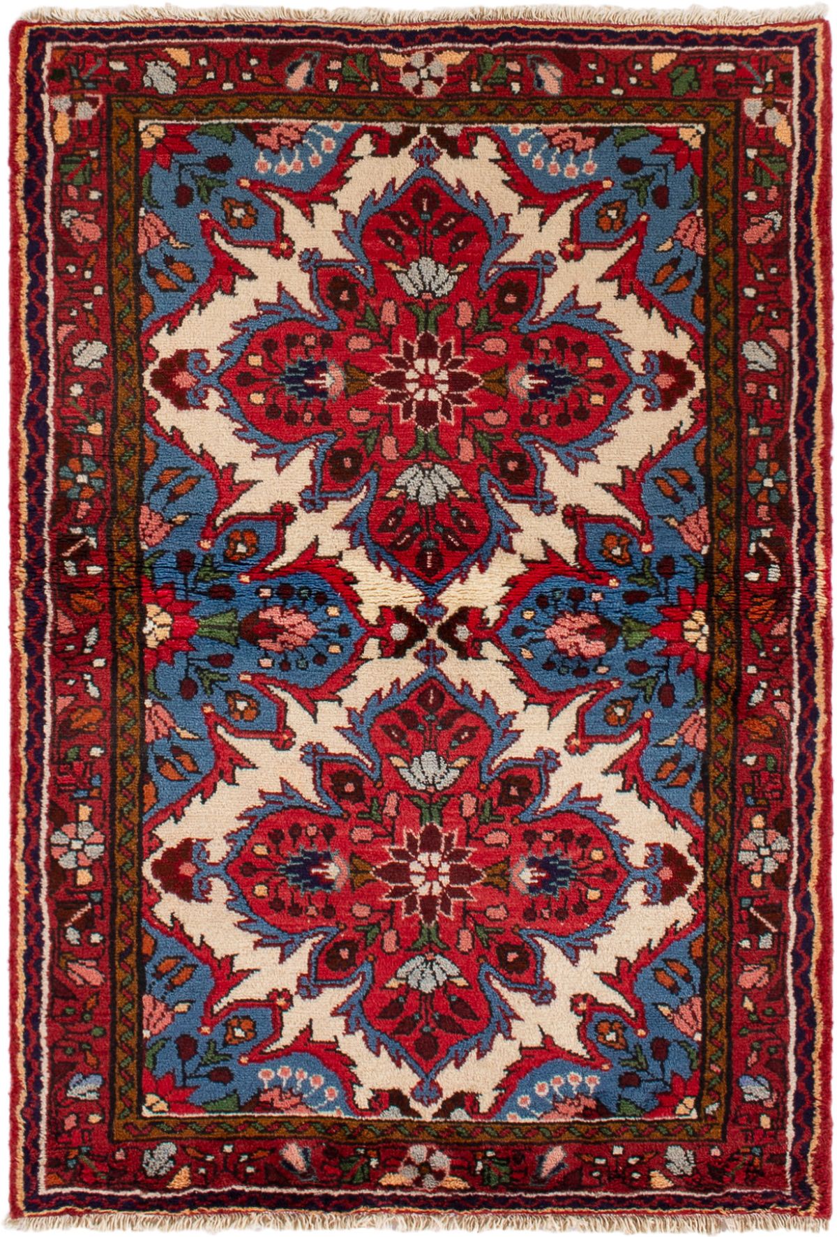 Hand-knotted Hamadan  Wool Rug 3'3" x 4'9" Size: 3'3" x 4'9"  
