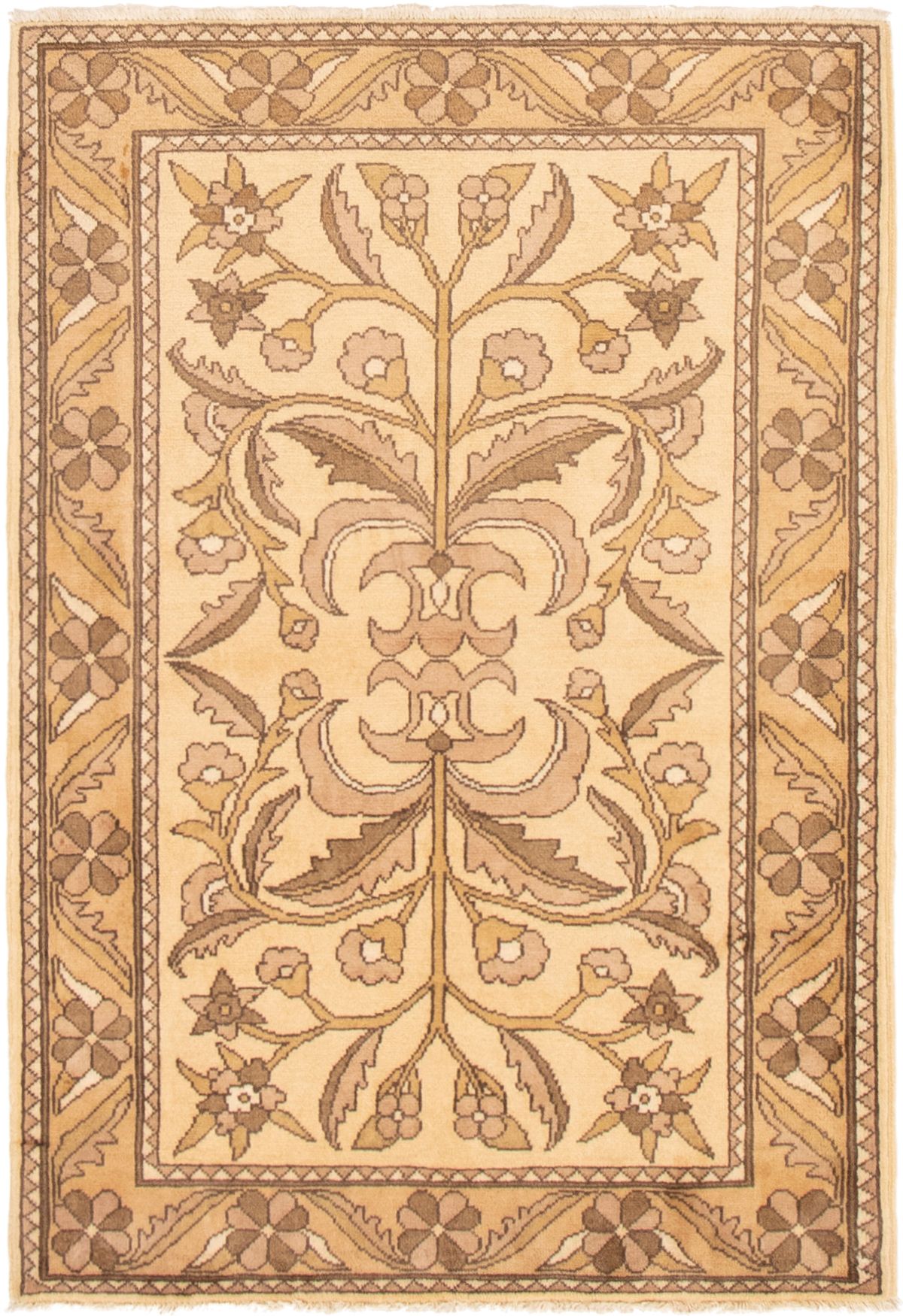 Hand-knotted Chobi Finest Cream Wool Rug 3'7" x 5'2" Size: 3'7" x 5'2"  