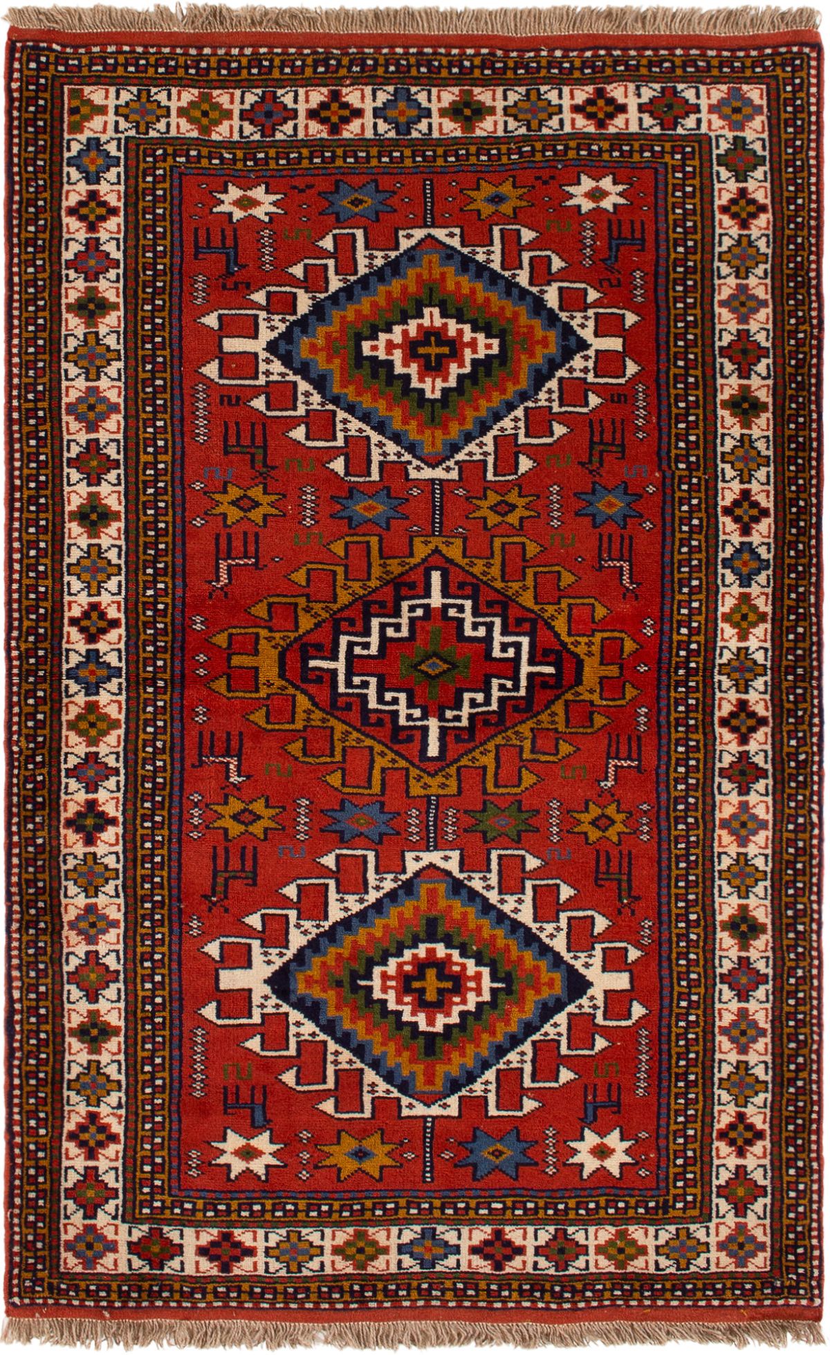 Hand-knotted Guchan  Wool Rug 3'8" x 6'0" Size: 3'8" x 6'0"  