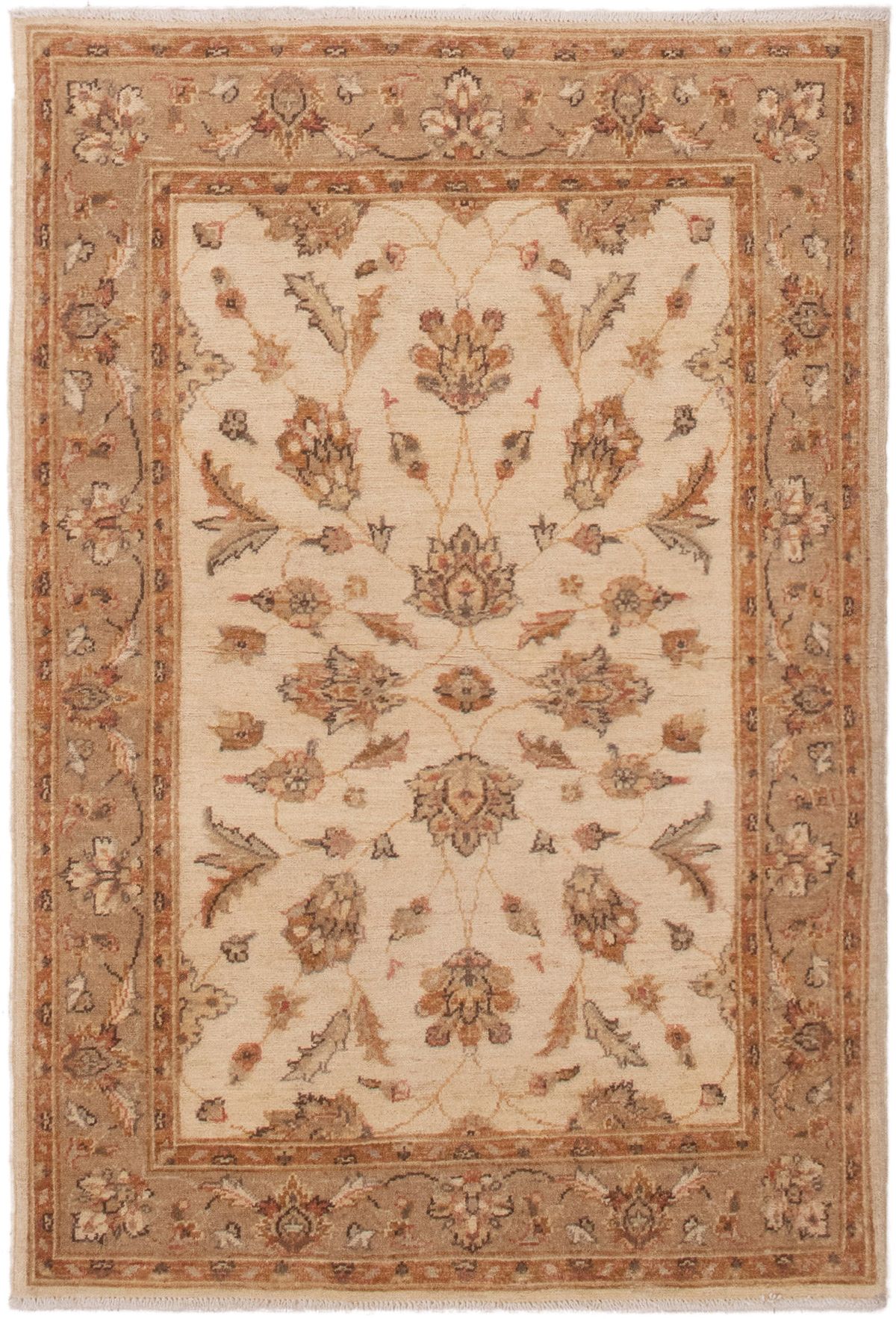 Hand-knotted Peshawar Finest Cream Wool Rug 3'4" x 5'0" Size: 3'4" x 5'0"  