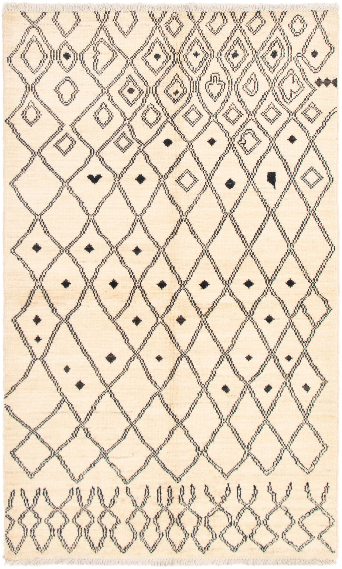 Hand-knotted Tangier Cream Wool Rug 4'10" x 8'3" Size: 4'10" x 8'3"  