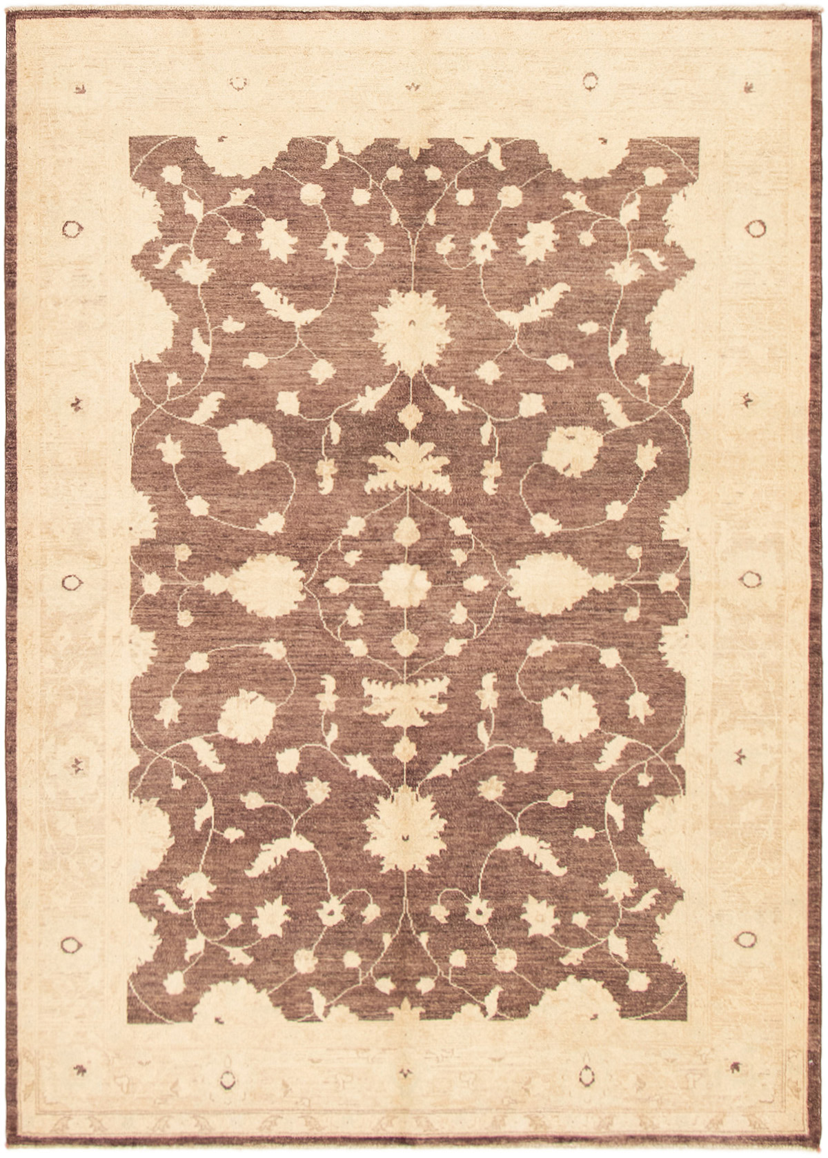 Hand-knotted Peshawar Finest Dark Brown Wool Rug 6'3" x 8'10" Size: 6'3" x 8'10"  