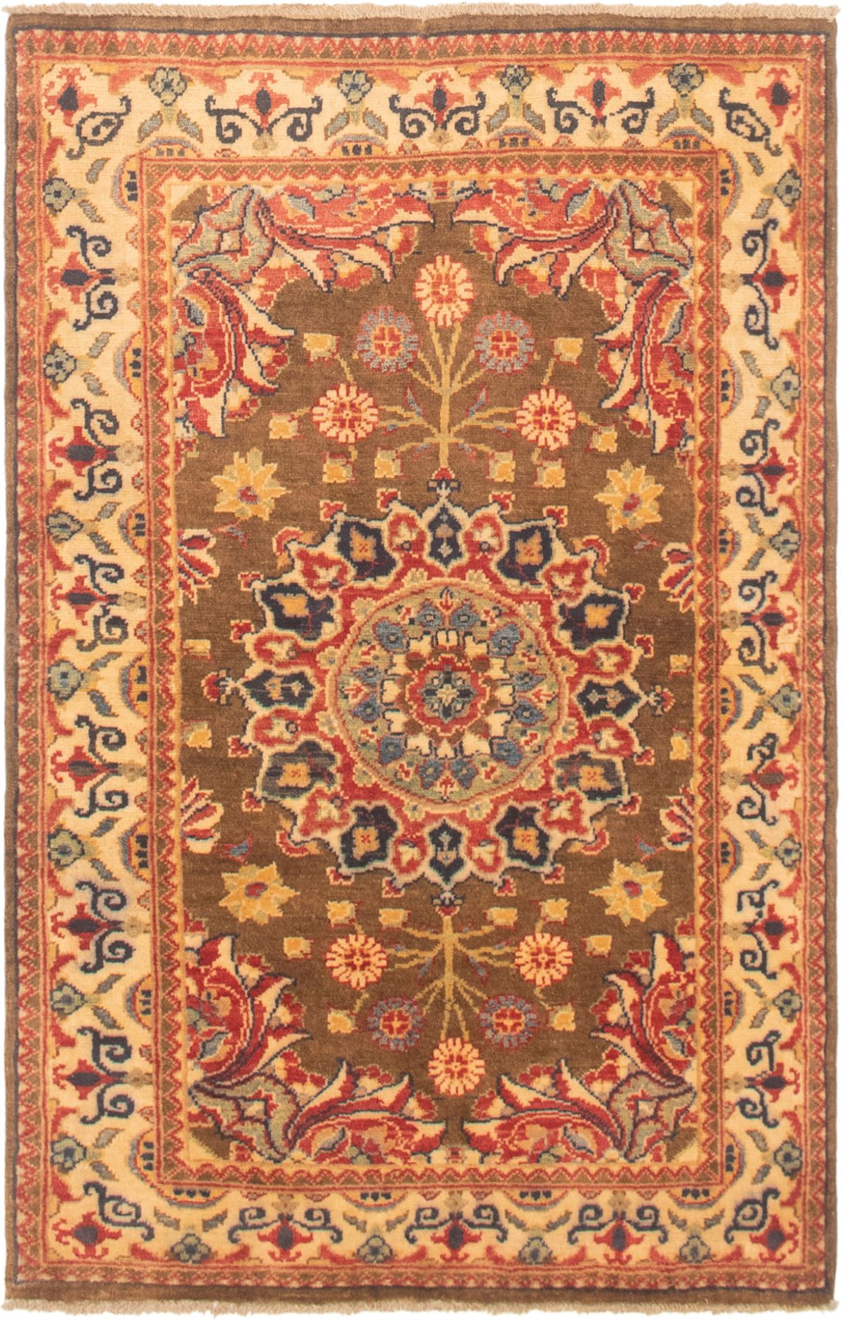 Hand-knotted Finest Gazni Cream, Olive Wool Rug 3'2" x 5'3" Size: 3'2" x 5'3"  