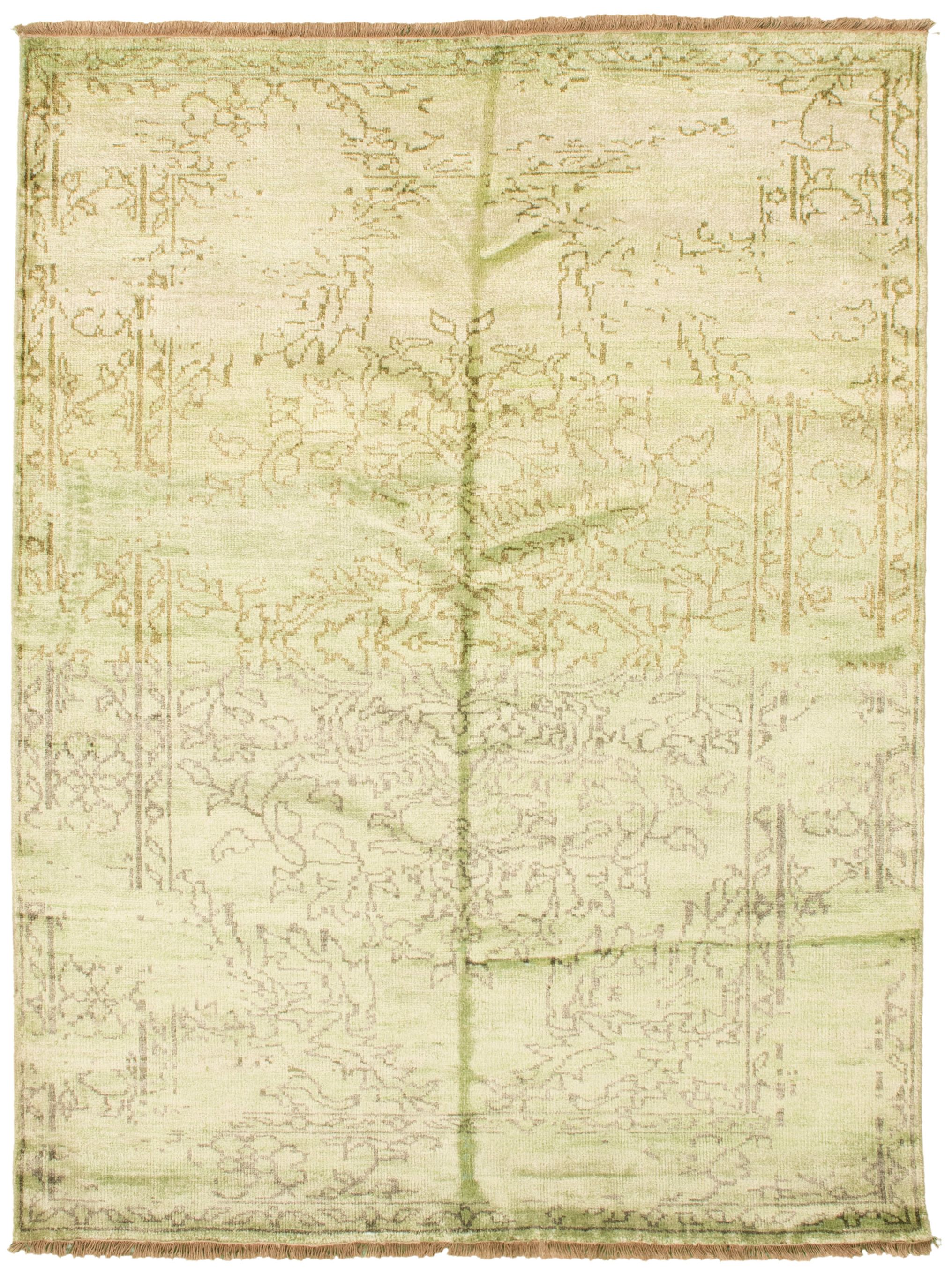 Hand-knotted Color transition Light Green  Rug 5'8" x 7'7" Size: 5'8" x 7'7"  