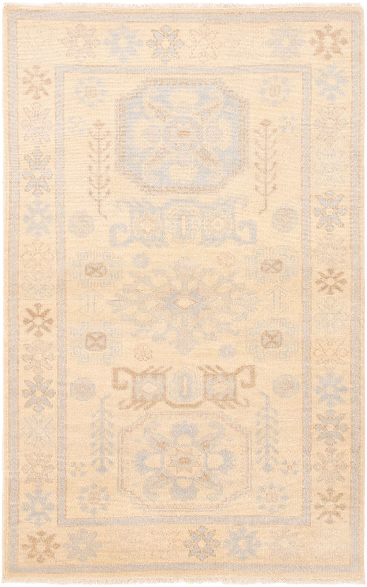 Hand-knotted Finest Ushak Cream Wool Rug 5'1" x 7'11"  Size: 5'1" x 7'11"  