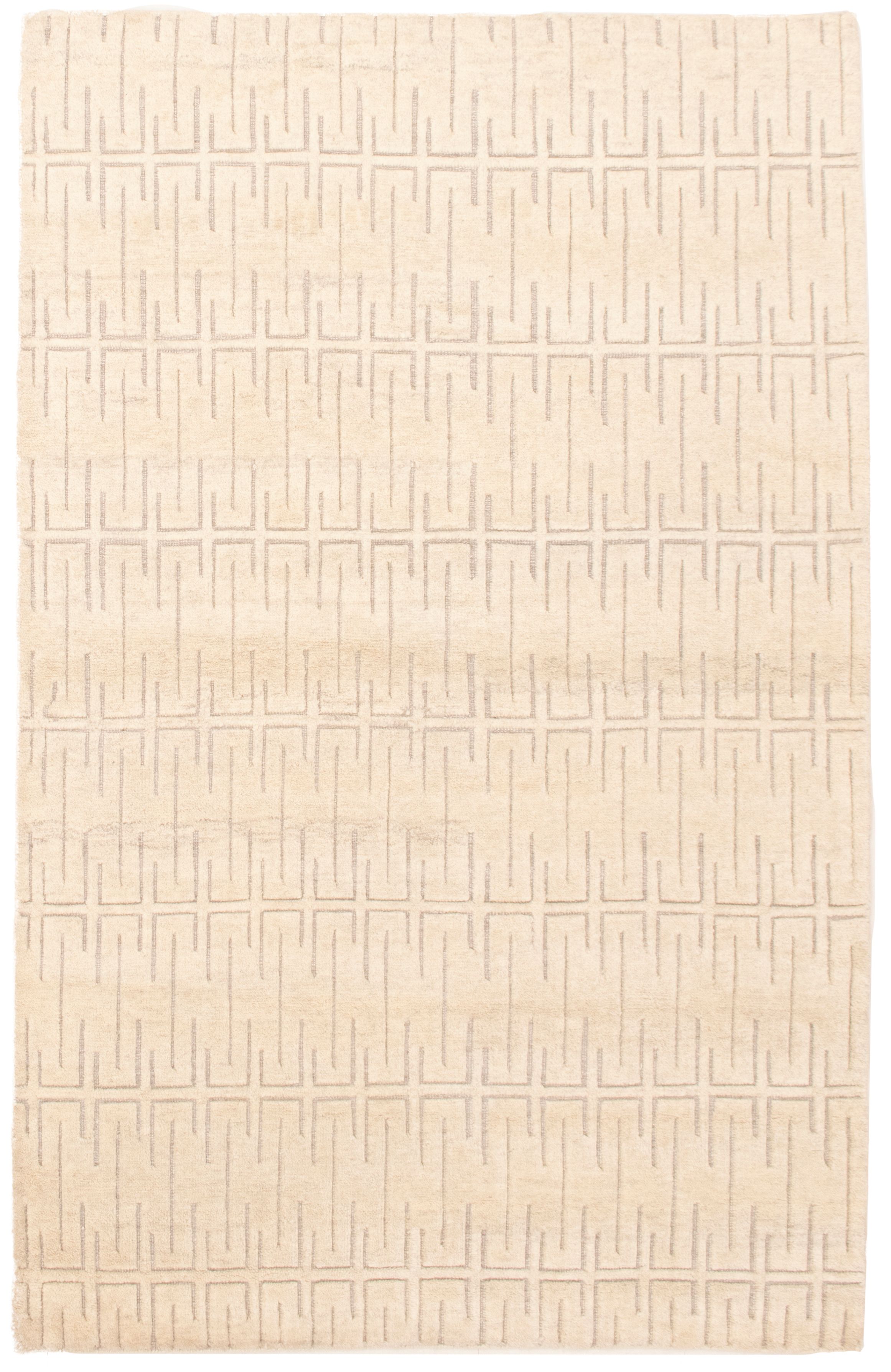 Hand-knotted Tangier Cream Wool Rug 5'0" x 8'0"  Size: 5'0" x 8'0"  