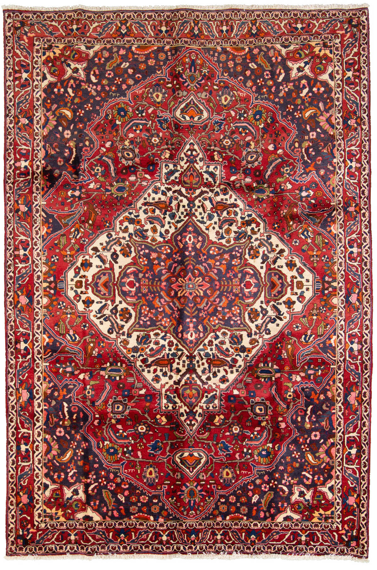 Hand-knotted Bakhtiar  Wool Rug 7'0" x 10'8" Size: 7'0" x 10'8"  
