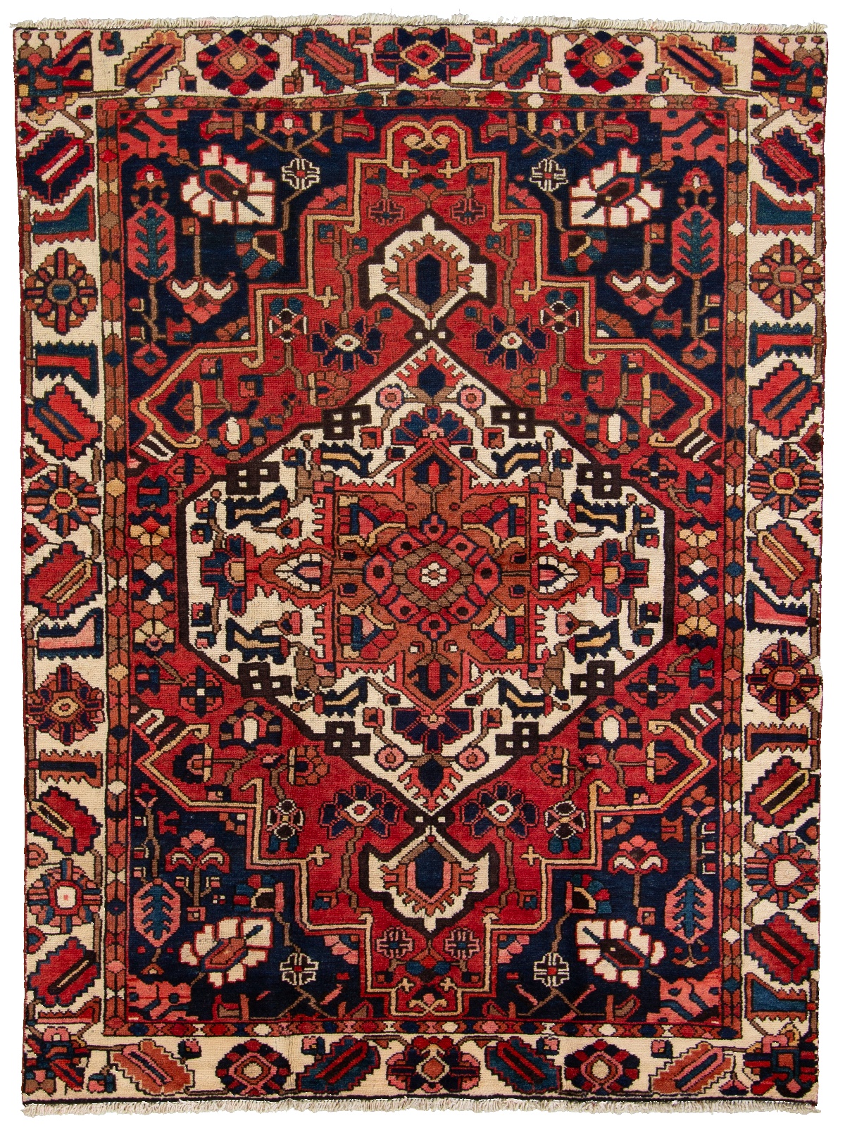 Hand-knotted Bakhtiar  Wool Rug 4'9" x 6'7" Size: 4'9" x 6'7"  
