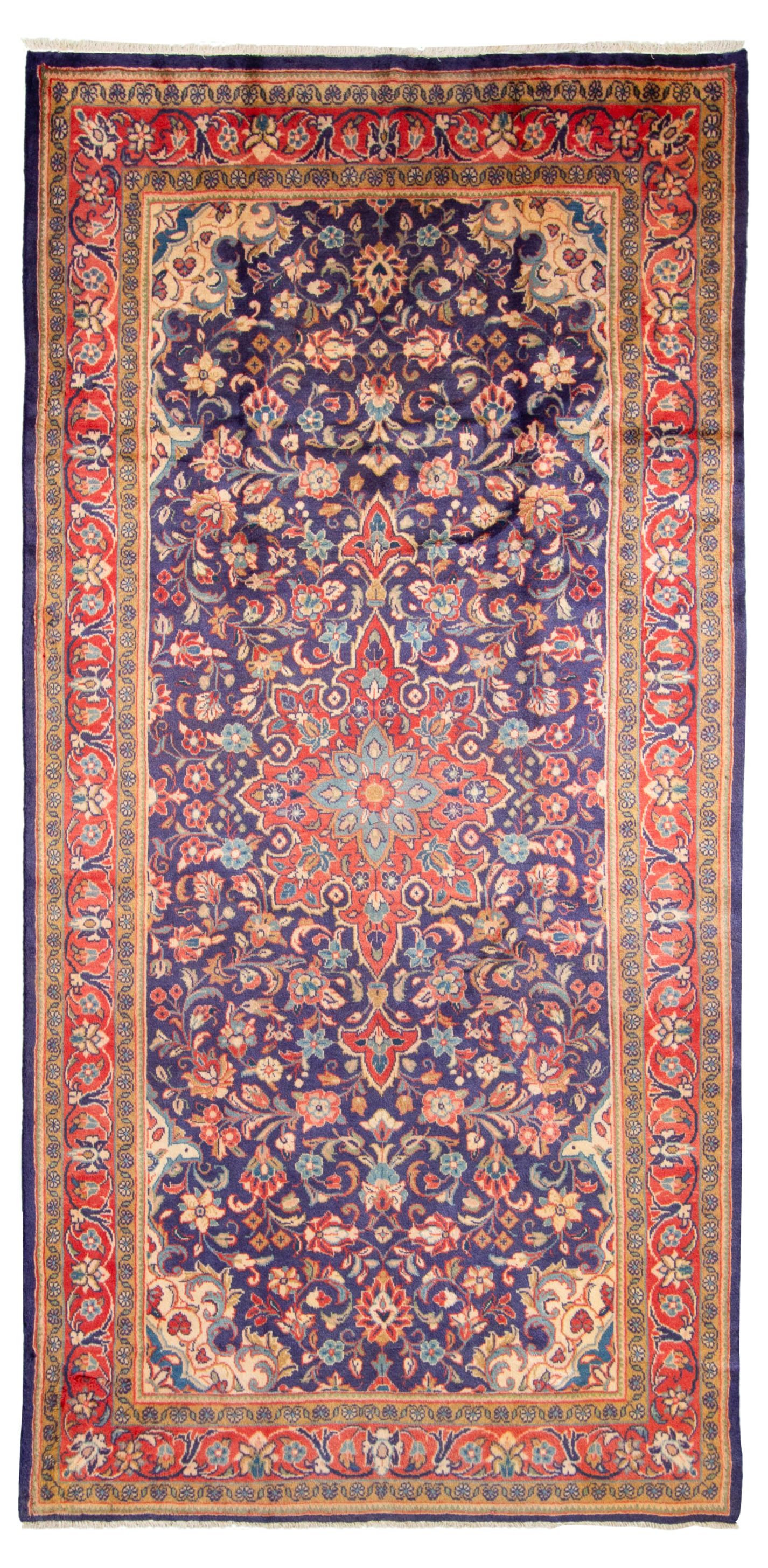 Hand-knotted Mahal  Wool Rug 4'10" x 10'0" Size: 4'10" x 10'0"  