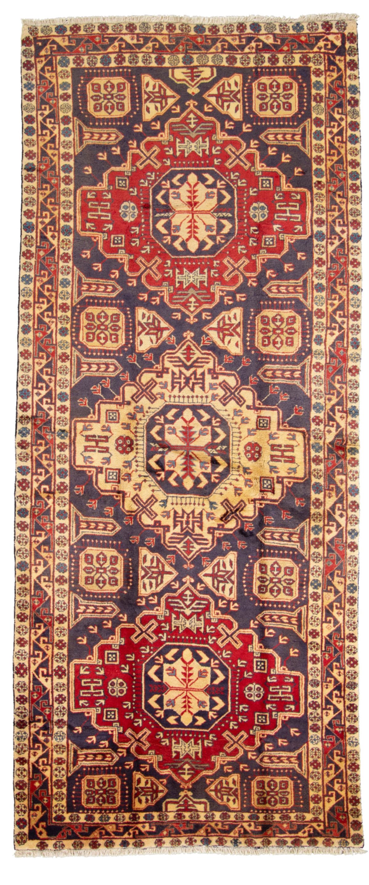 Hand-knotted Ardabil  Wool Rug 4'4" x 10'8" Size: 4'4" x 10'8"  