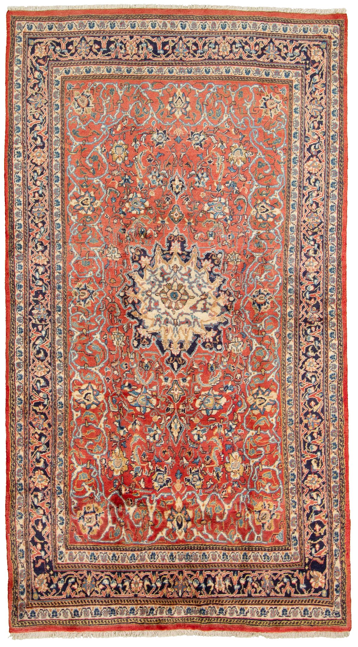 Hand-knotted Sarough  Wool Rug 4'5" x 8'0" Size: 4'5" x 8'0"  