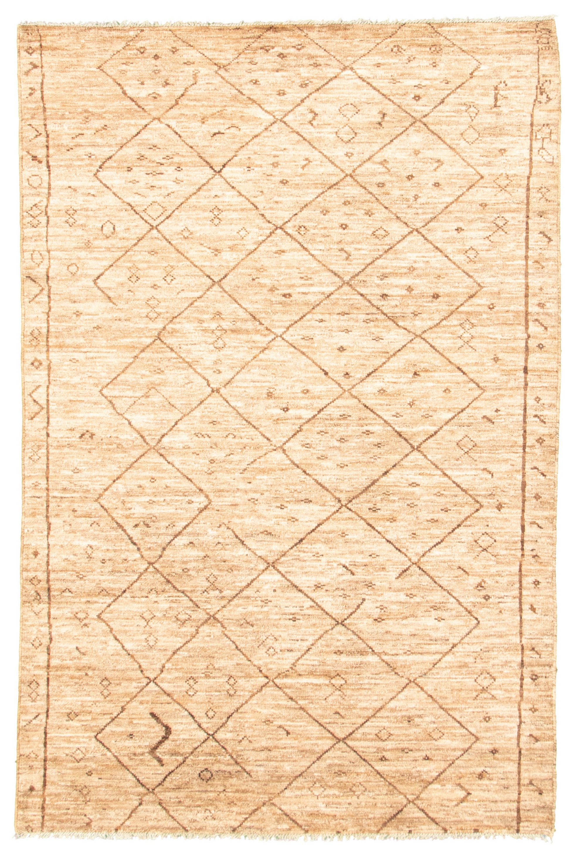 Hand-knotted Marrakech Tan Wool Rug 5'1" x 7'10" Size: 5'1" x 7'10"  