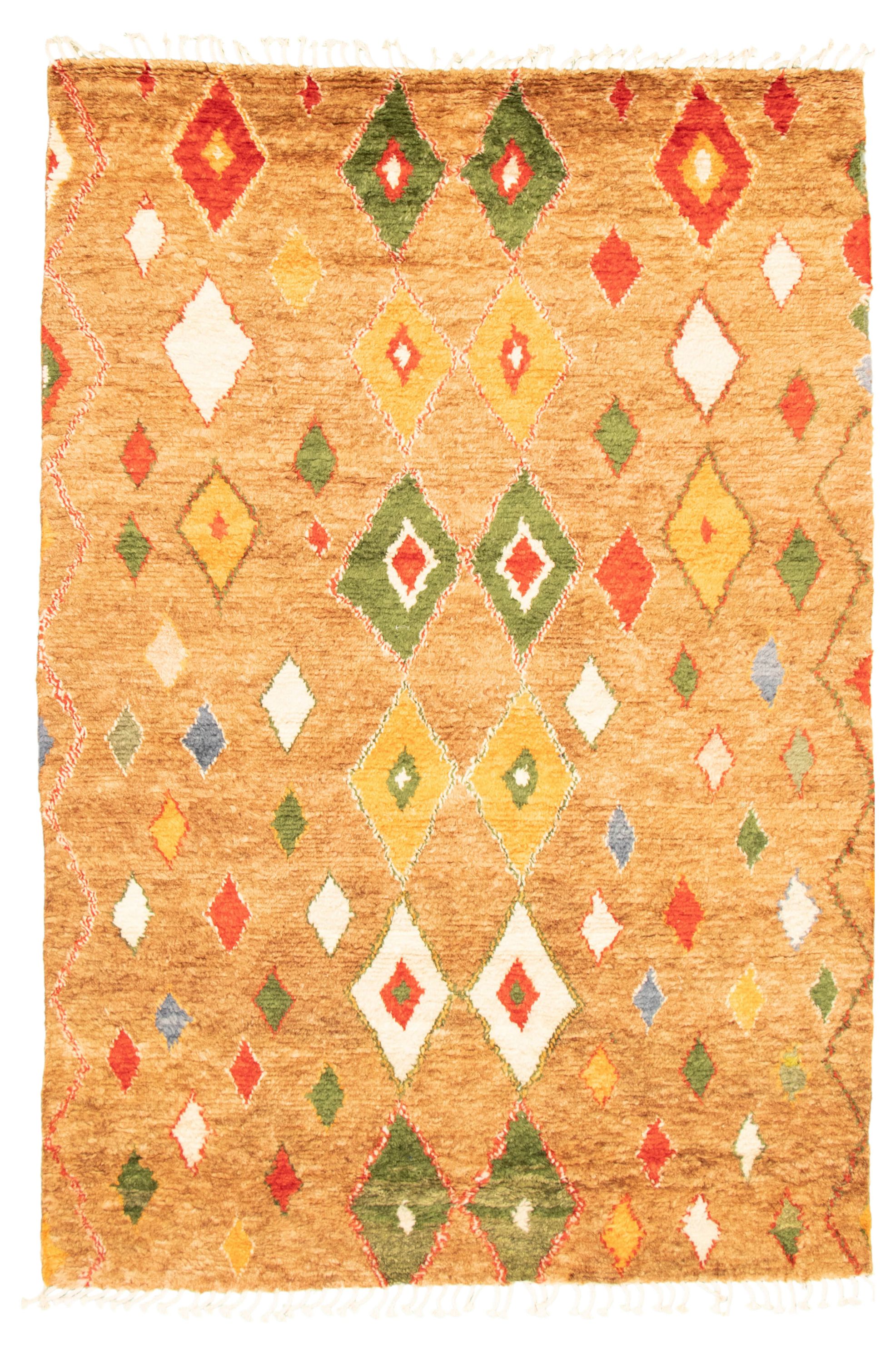 Hand-knotted Marrakech Light Brown Wool Rug 6'1" x 8'11" Size: 6'1" x 8'11"  