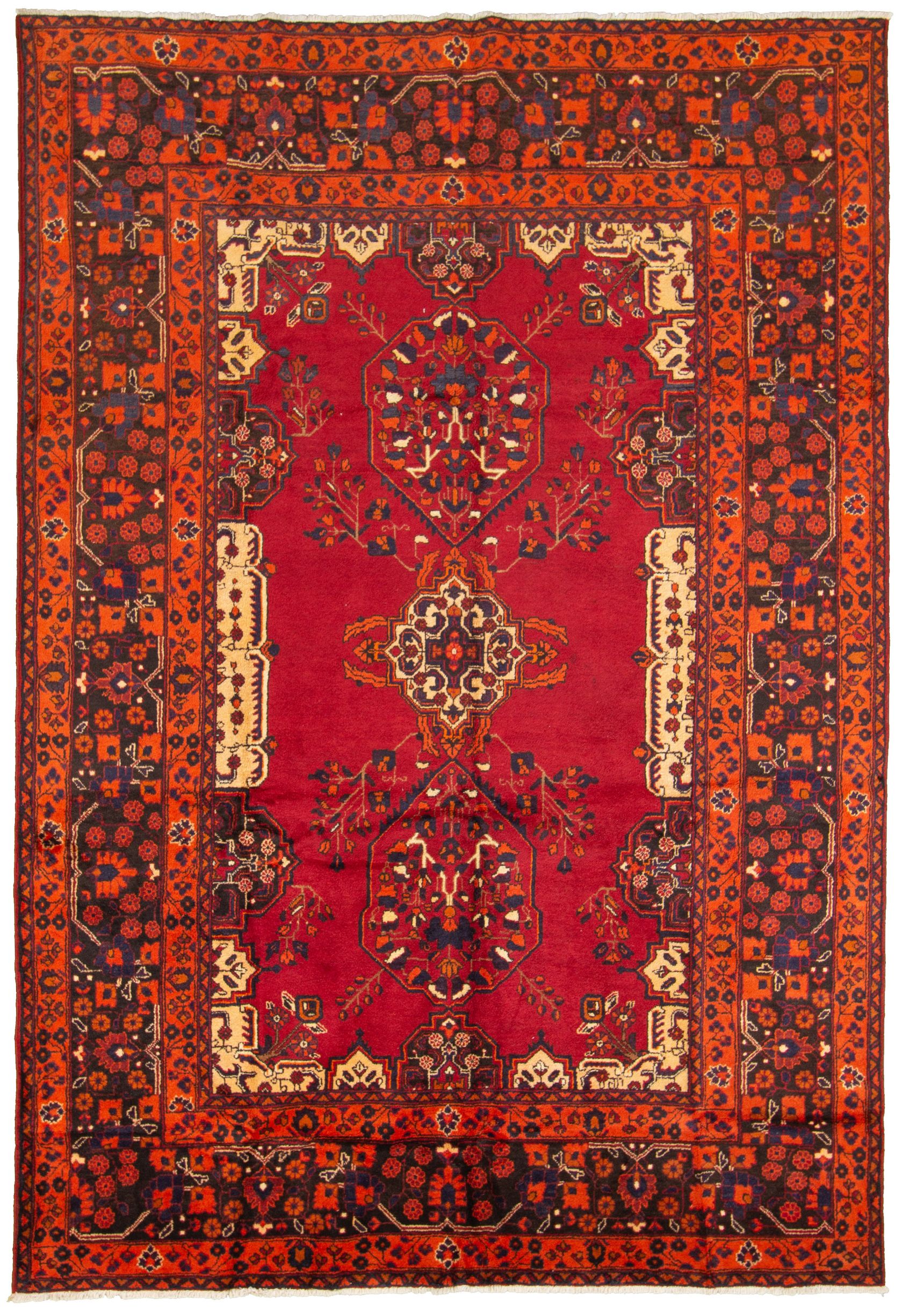 Hand-knotted Bakhtiar  Wool Rug 6'11" x 10'2" Size: 6'11" x 10'2"  
