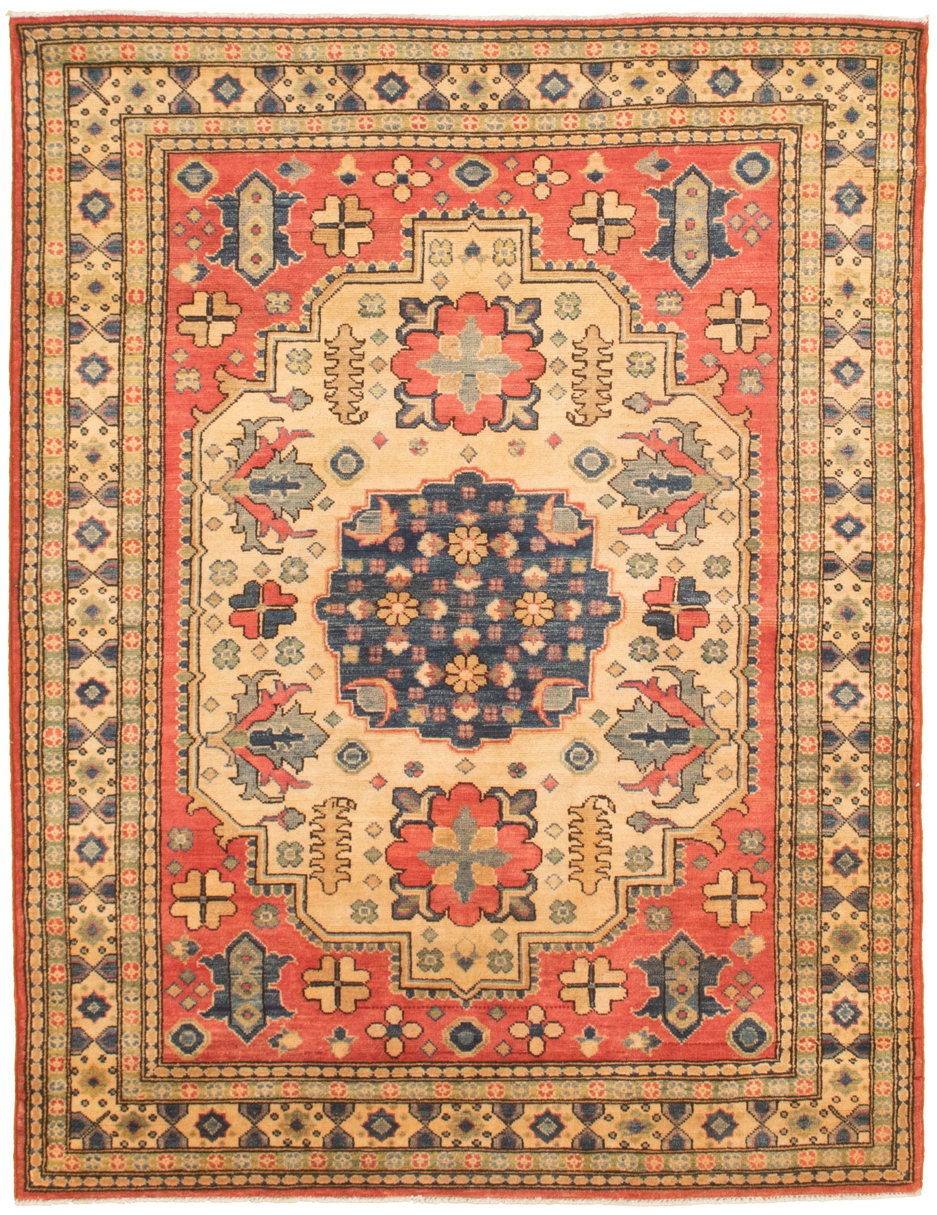 Hand-knotted Finest Gazni Red  Rug 4'11" x 6'8" Size: 4'11" x 6'8"  