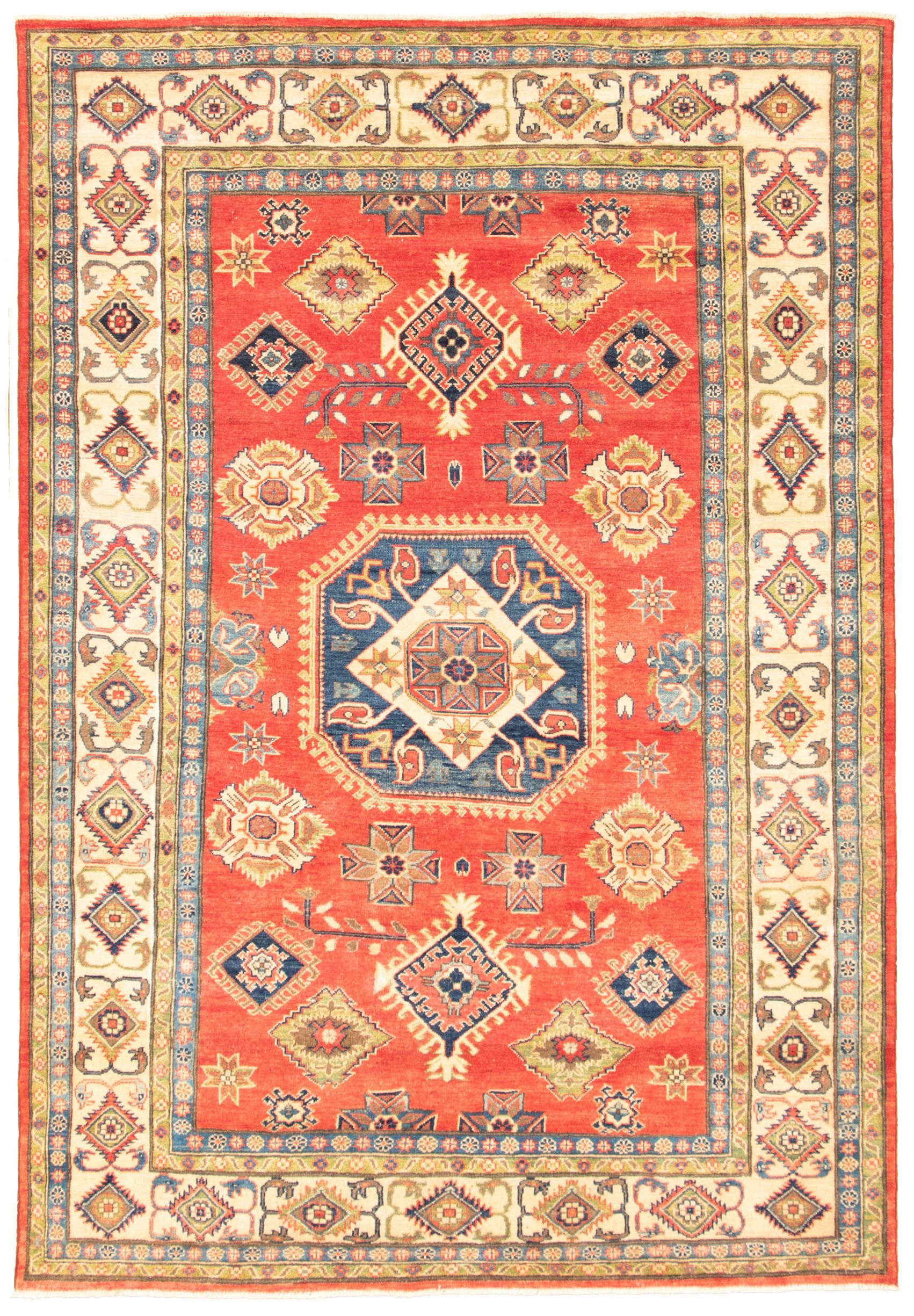 Hand-knotted Finest Gazni Red  Rug 6'7" x 9'7" Size: 6'7" x 9'7"  