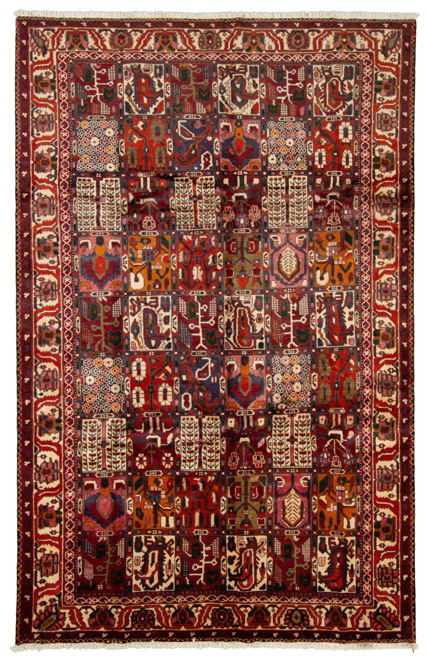 Hand-knotted Bakhtiar  Wool Rug 6'10" x 10'2" Size: 6'10" x 10'2"  
