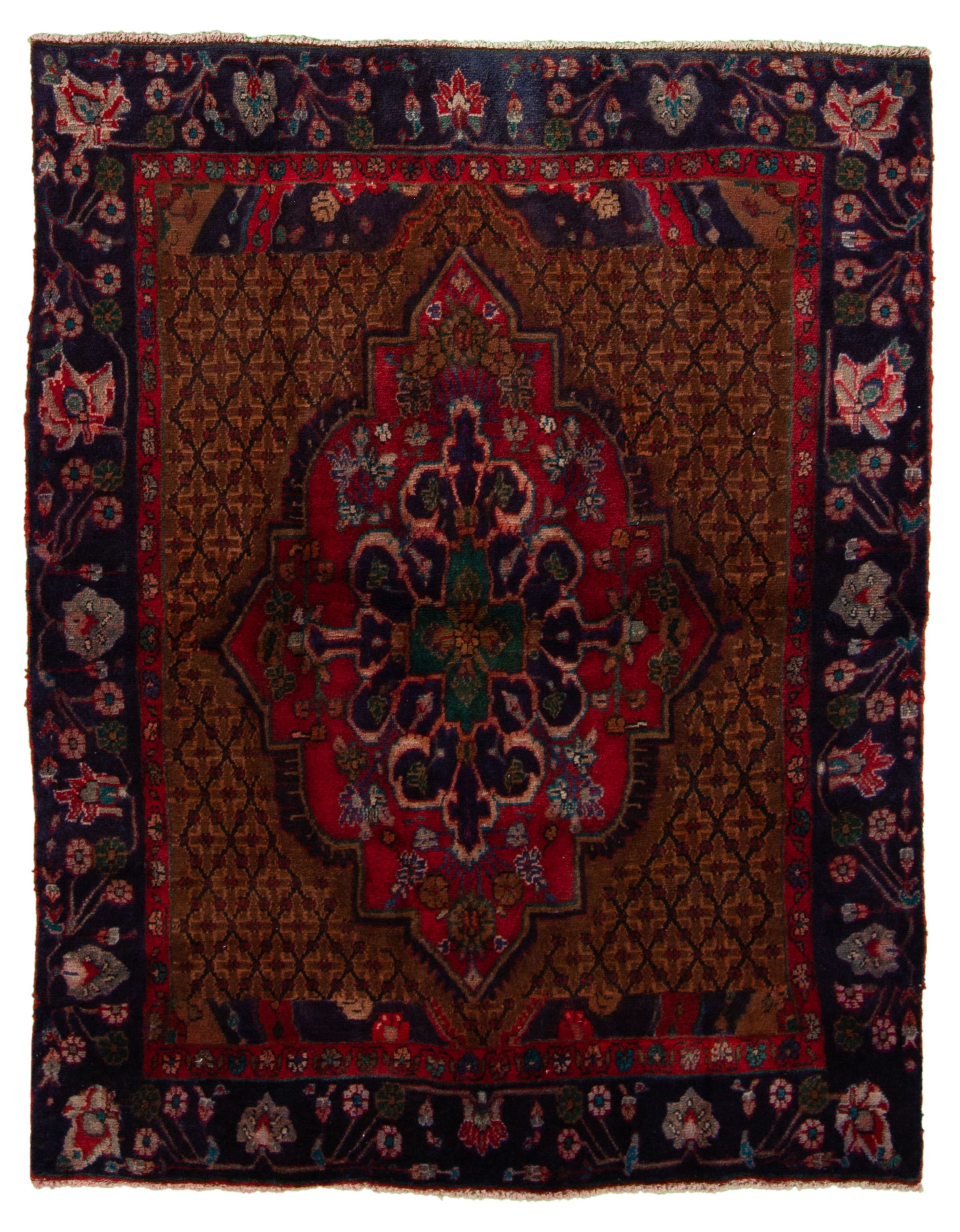 Hand-knotted Hamadan  Wool Rug 4'7" x 5'9" Size: 4'7" x 5'9"  