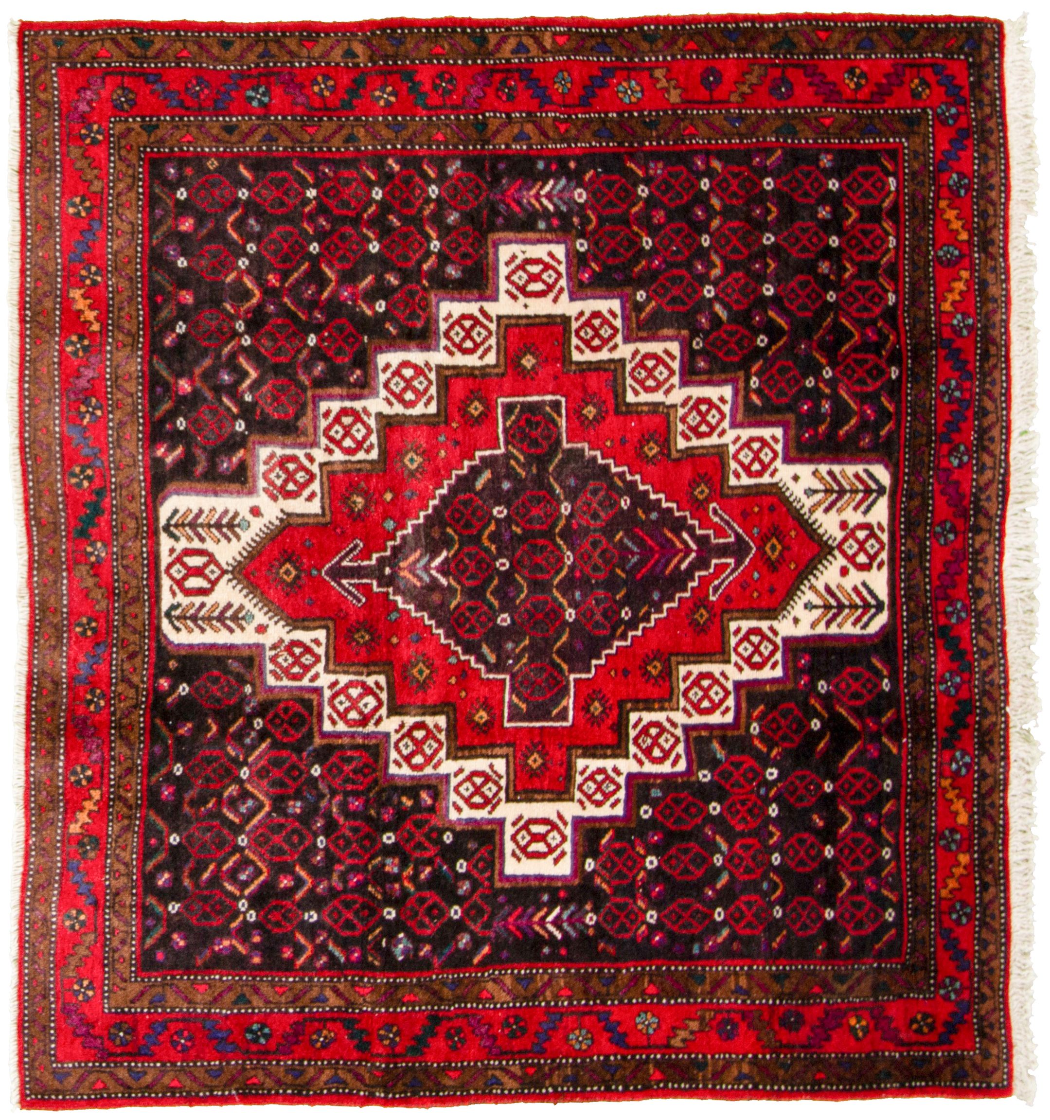 Hand-knotted Hamadan  Wool Rug 4'11" x 5'4" Size: 4'11" x 5'4"  