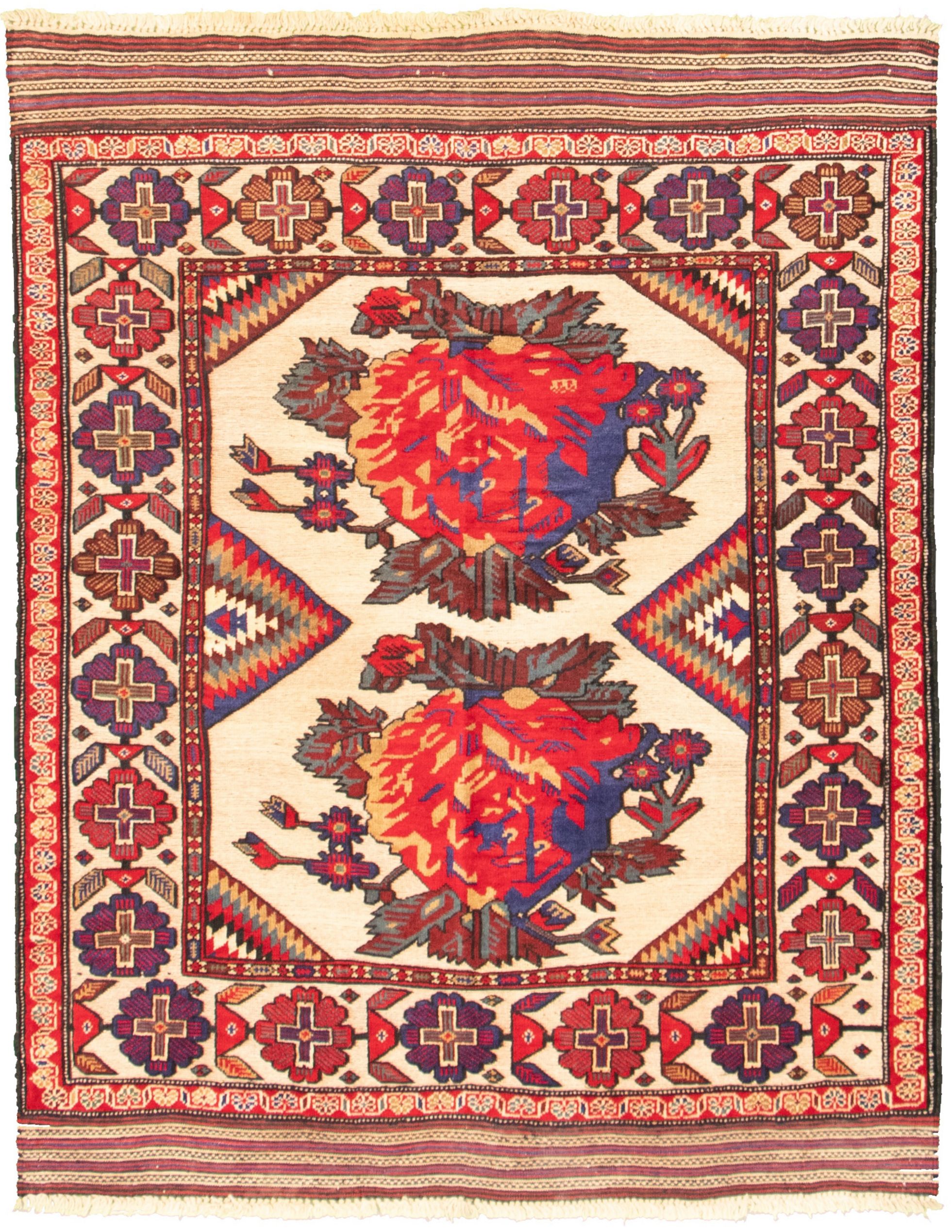 Hand-knotted Tajik Caucasian Ivory, Red Wool Rug 4'5" x 5'8" Size: 4'5" x 5'8"  