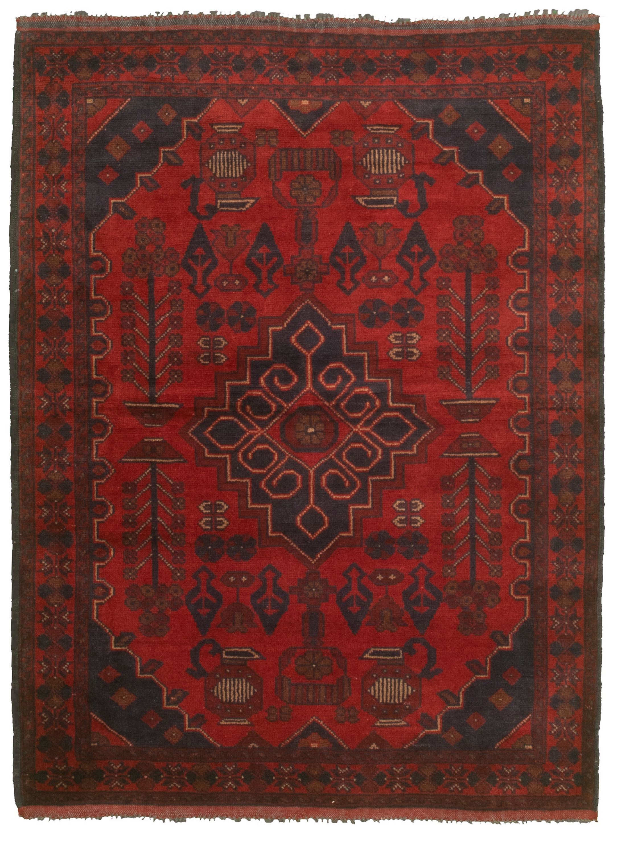 Hand-knotted Finest Khal Mohammadi Red  Rug 3'7" x 4'9" Size: 3'7" x 4'9"  