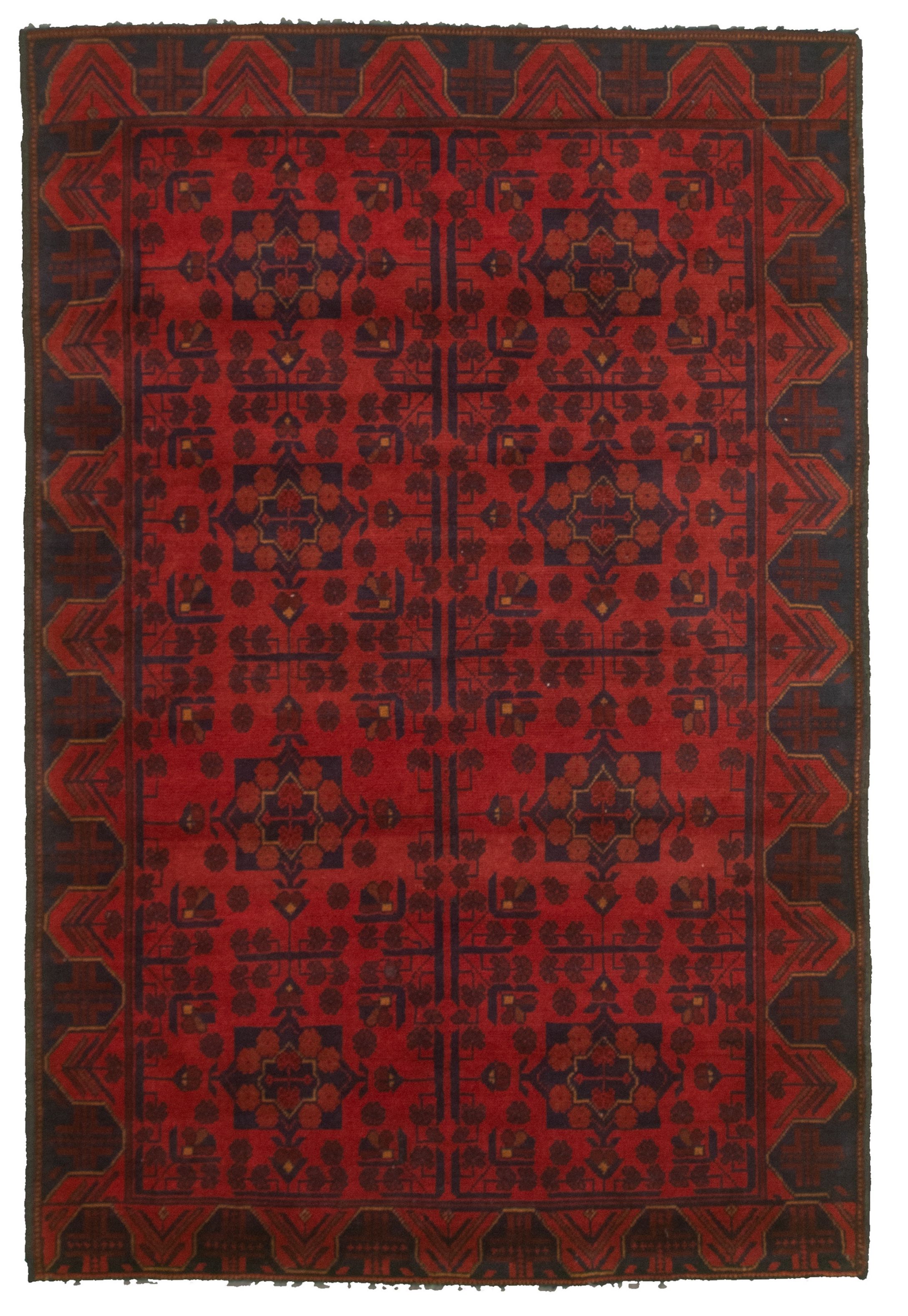 Hand-knotted Finest Khal Mohammadi Red  Rug 4'2" x 6'3"  Size: 4'2" x 6'3"  